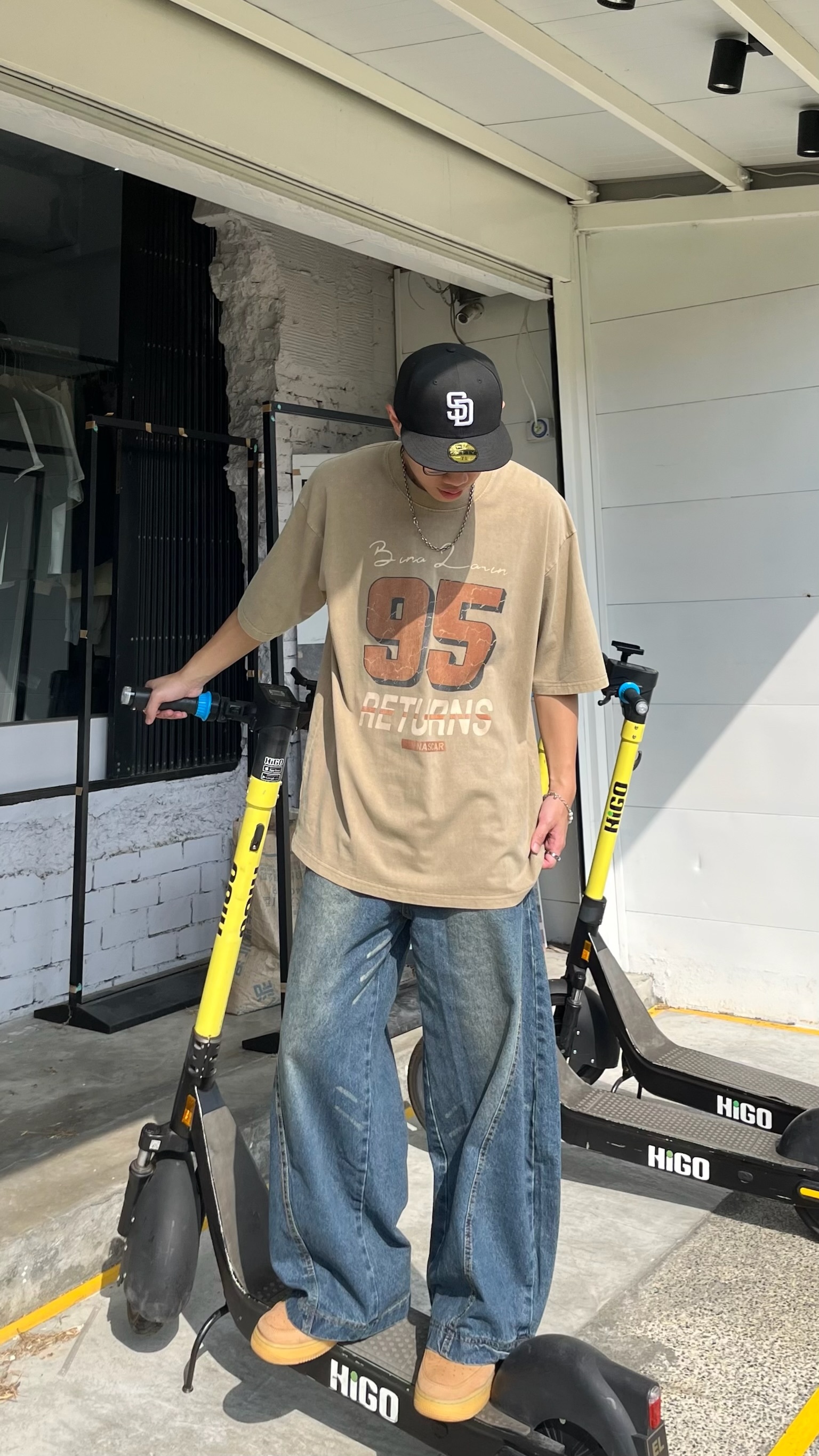 割痕彎刀褲（2colors）