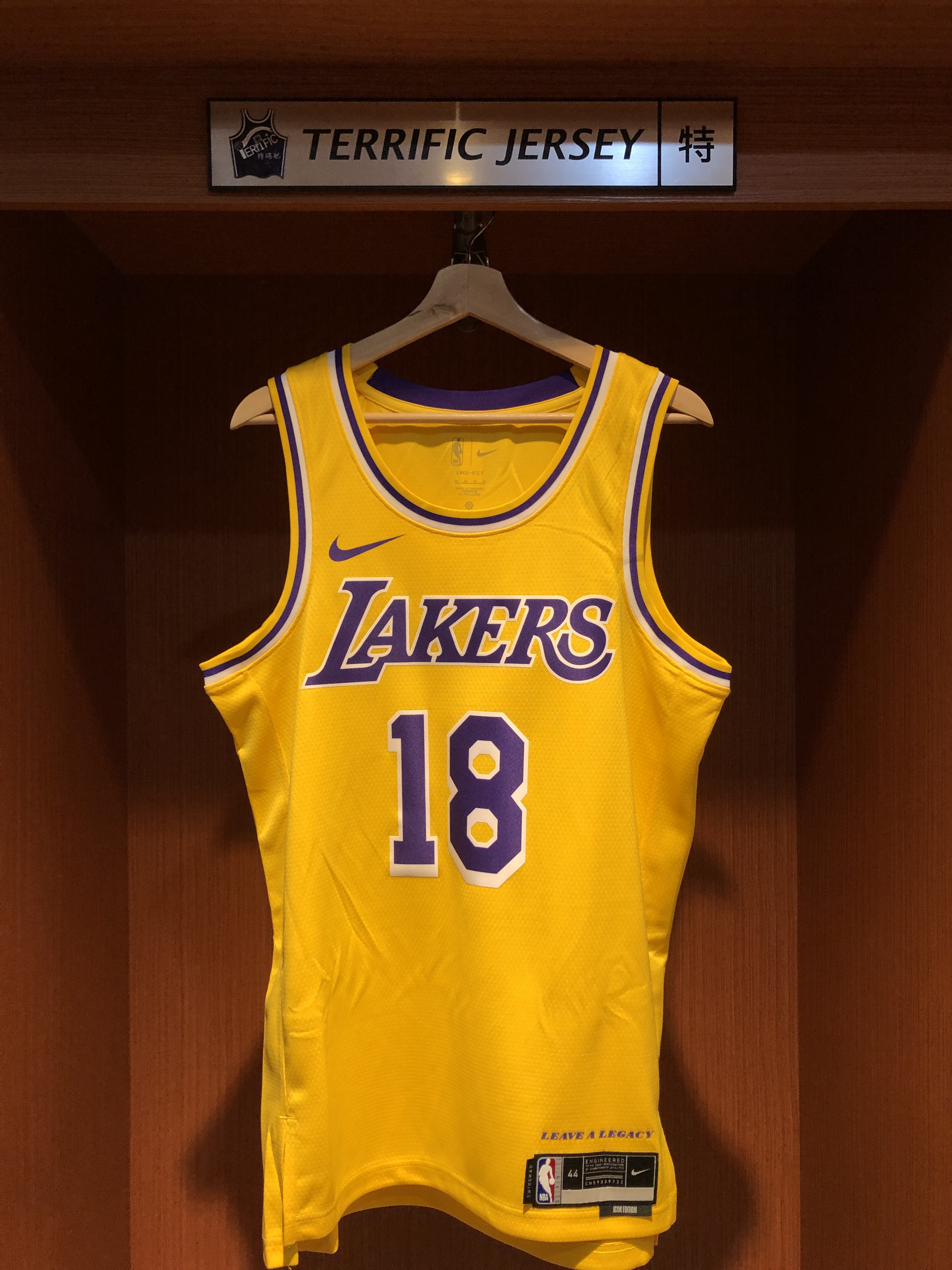 NBA球衣 Kazuha #18 LE SSERAFIM 洛杉磯湖人黃 Icon Nike Swingman 球迷版 熱轉印 全新