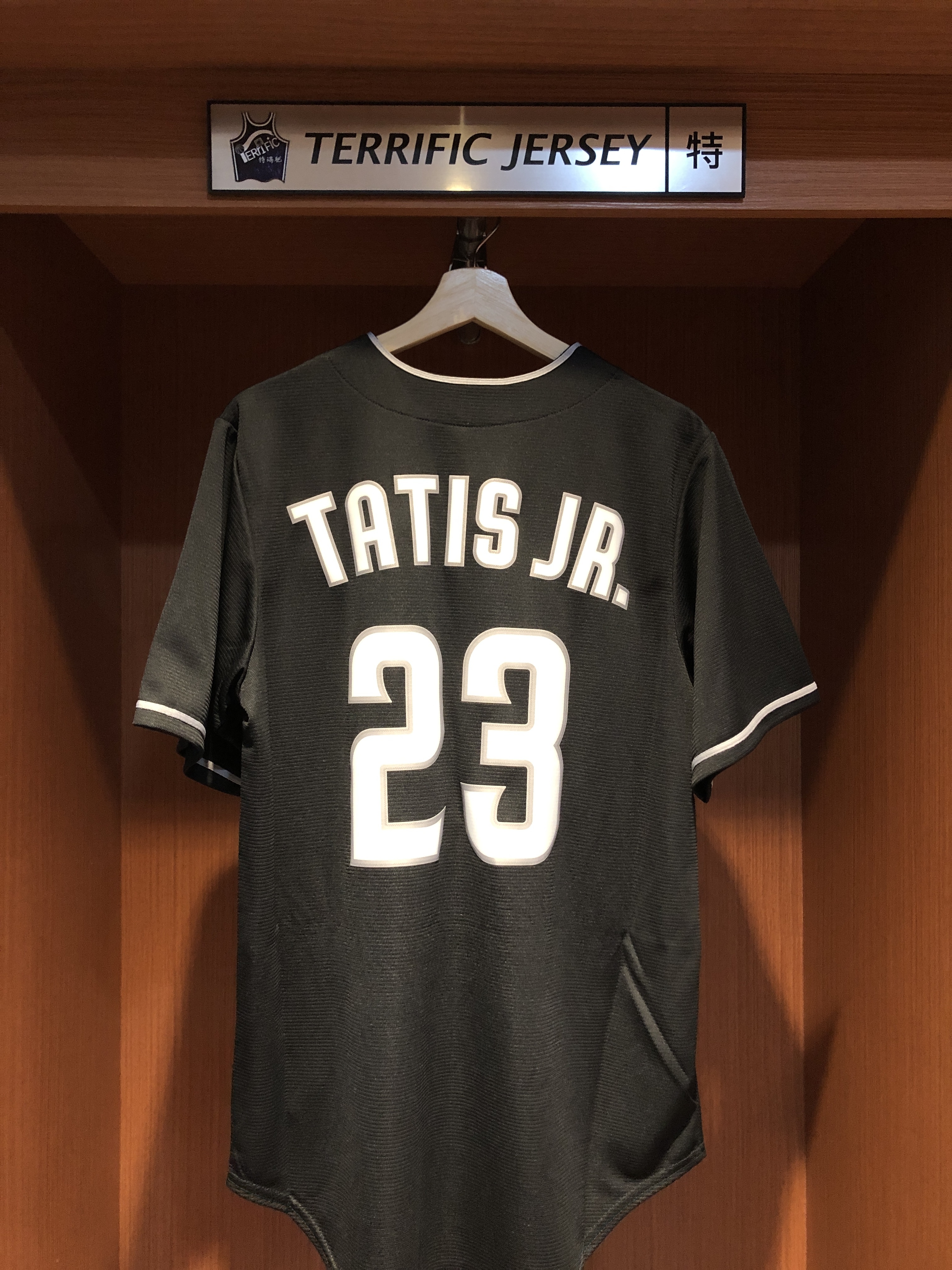 MLB球衣 Fernando Tatis Jr. 聖地牙哥教士黑 Light Out Nike Replica Player Name Jersey 球迷版 熱轉印 全新