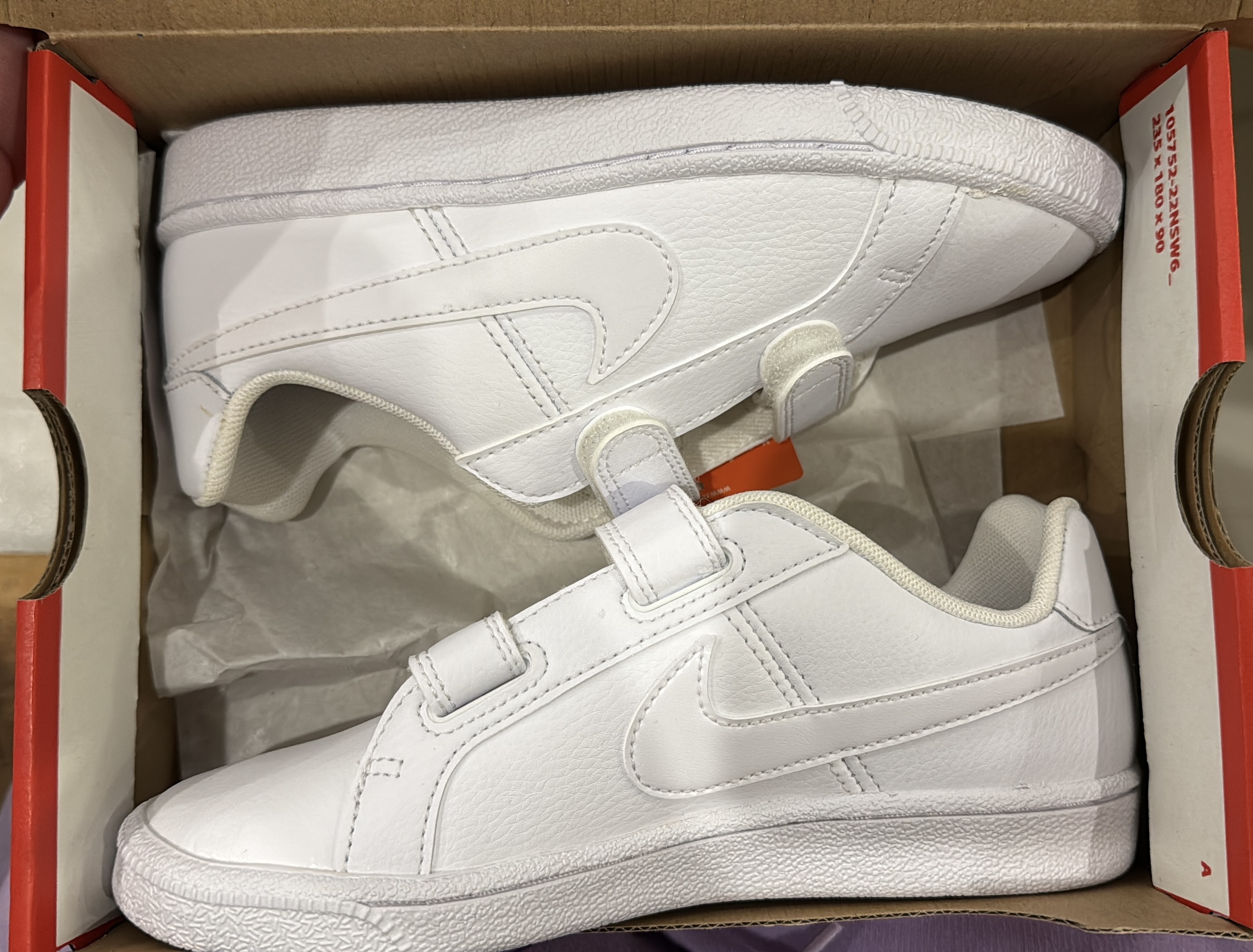 NIKE COURT ROYALE（PSV）T10 NI375