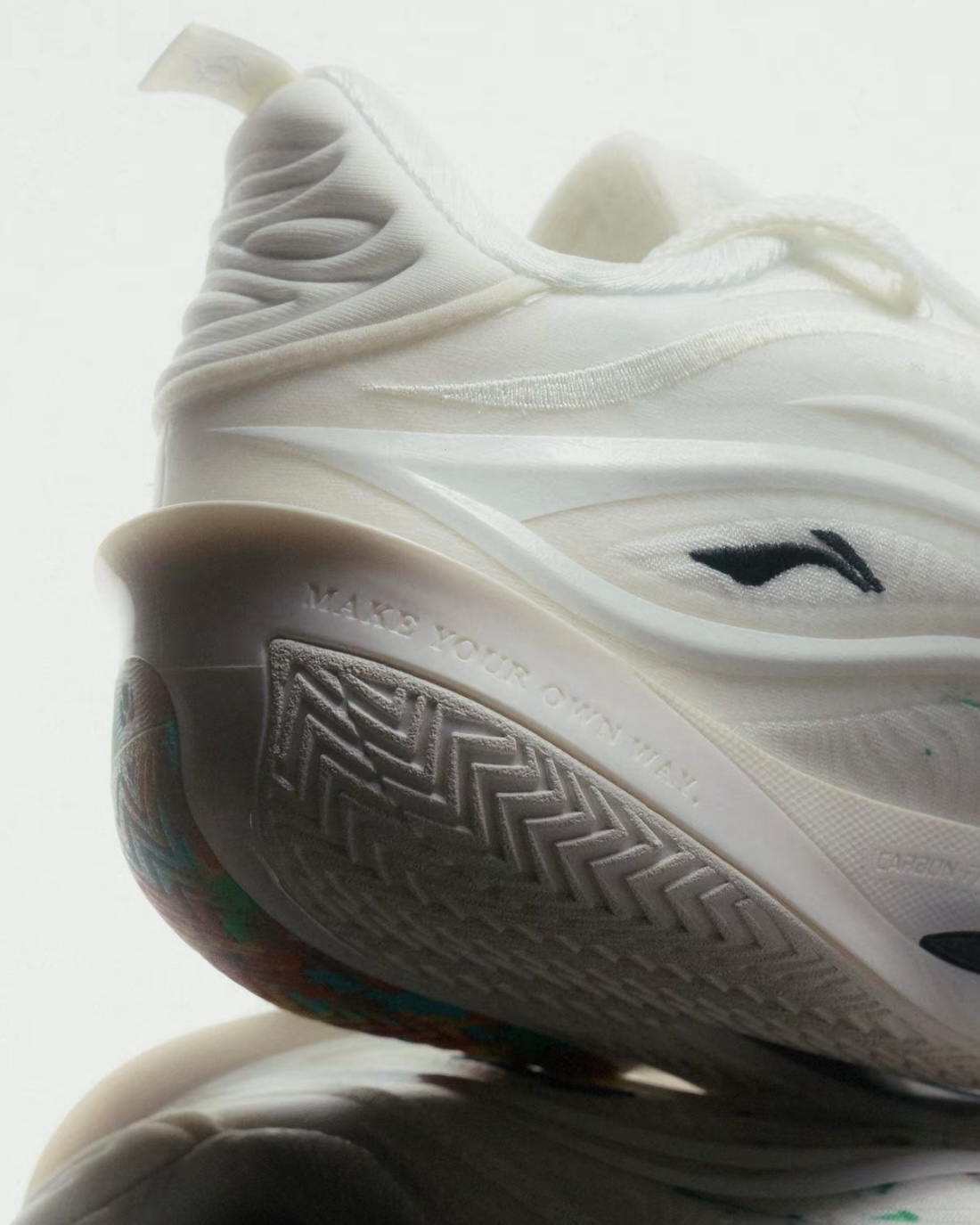 Li-Ning Way of Wade 韋德之道808 5 Ultra V2 "Firework" 潑墨白 煙火 李寧 緩震 回彈 實戰籃球鞋