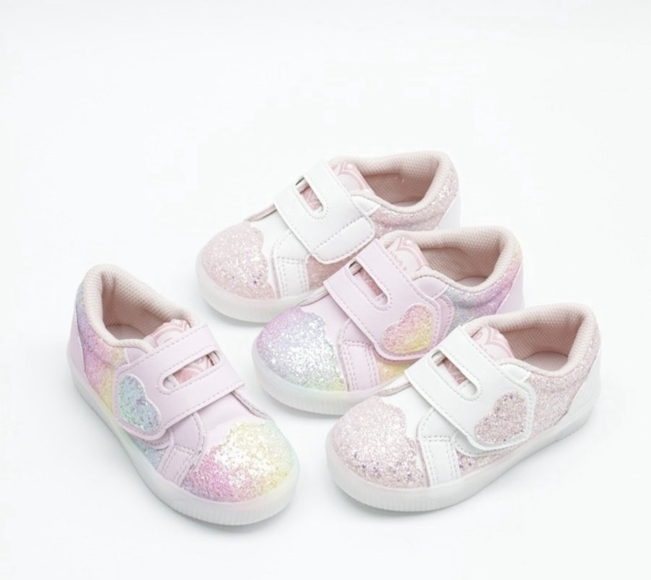 BannyB Heart-Shaped Round LED Shoes