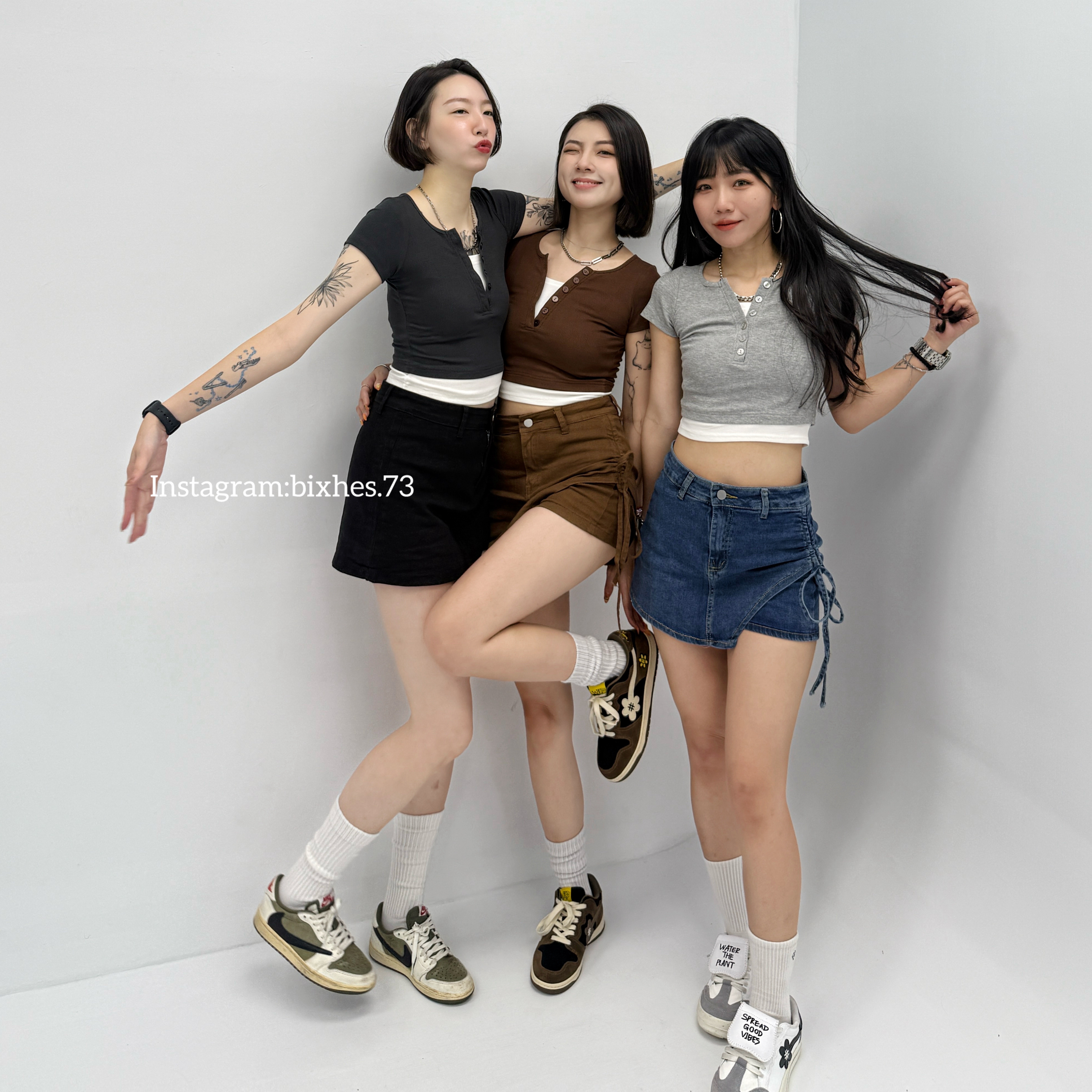 質感假兩件拼接短版短T(A00049)