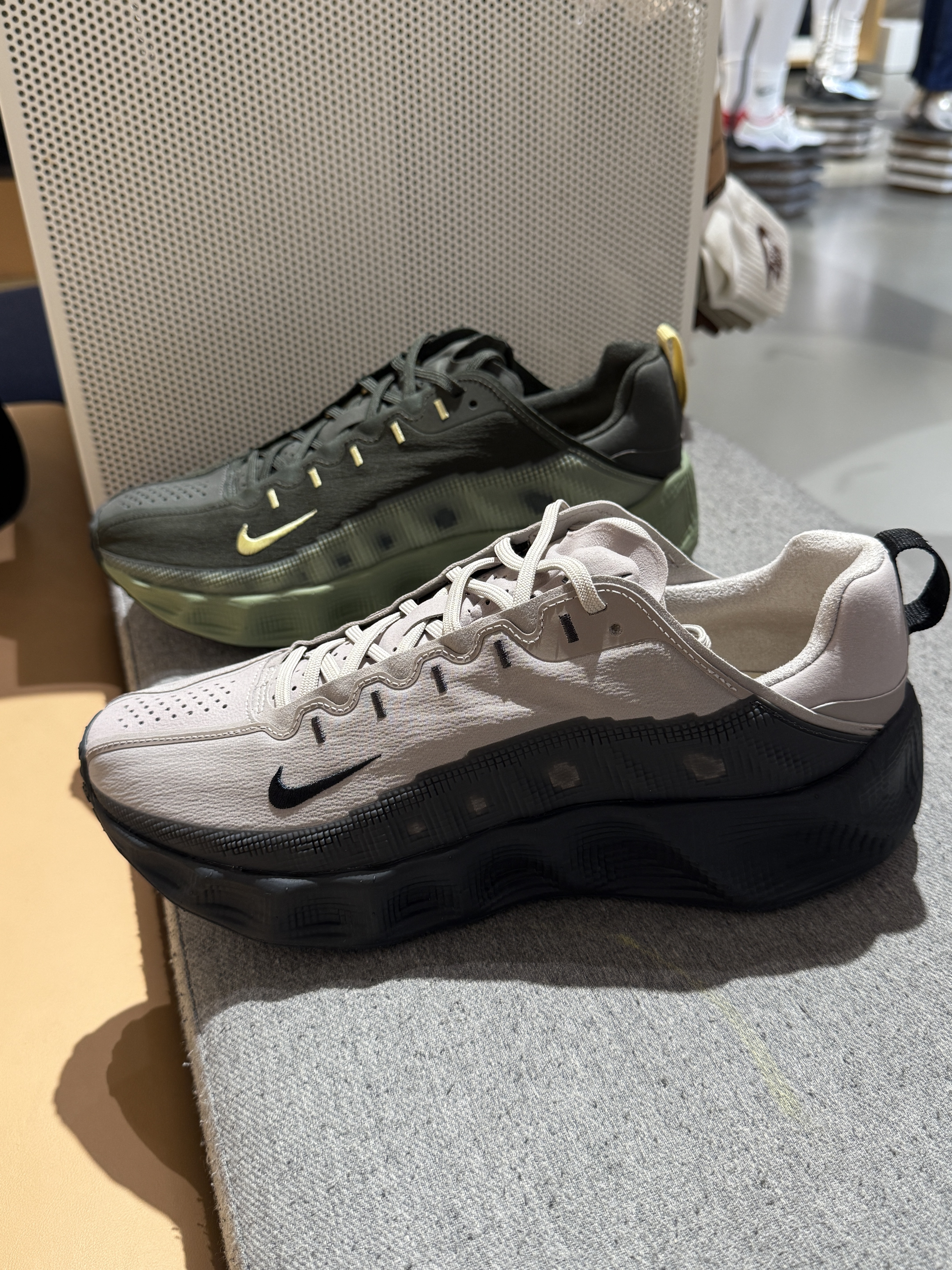 Nike ava rover 像素鞋 超Q彈 穿搭 深煙灰 IM9327-001油果綠 IM9327-300