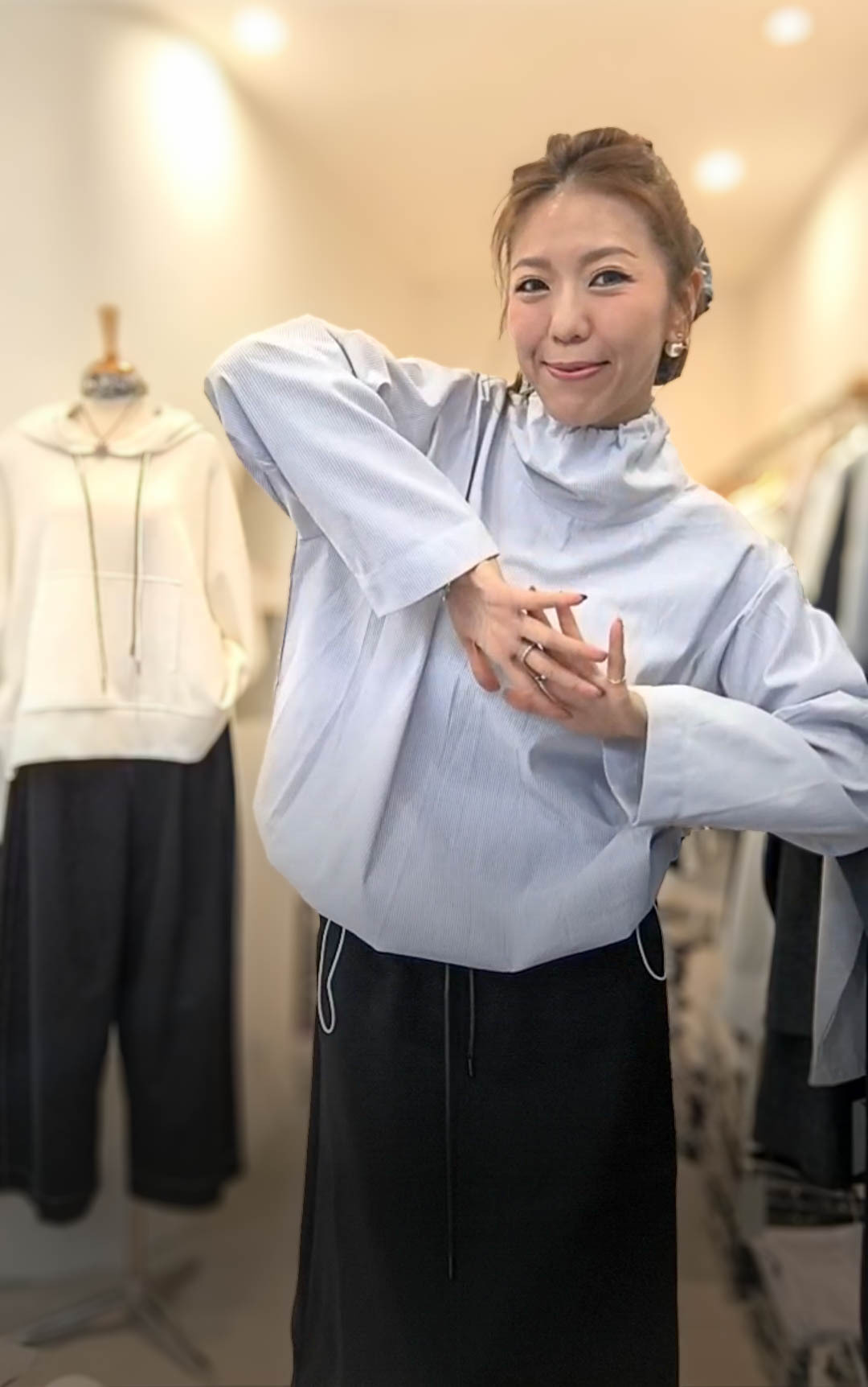 🥰K1104  ▶️條紋高領上衣 👉B:132cm L:65cm