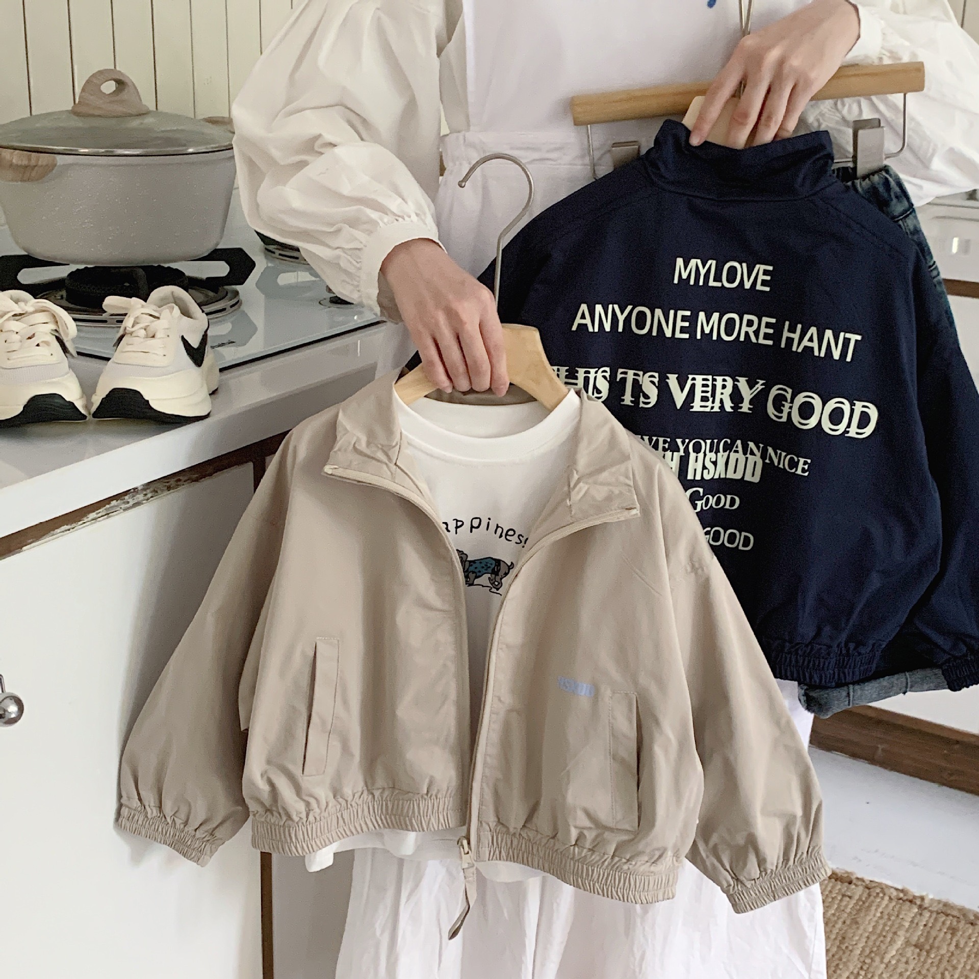 現貨｜100 藏青 MY LOVE 風衣外套    ‧₊