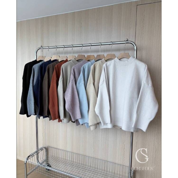 H120「10色高磅糯糯經典圓領開衩毛衣」