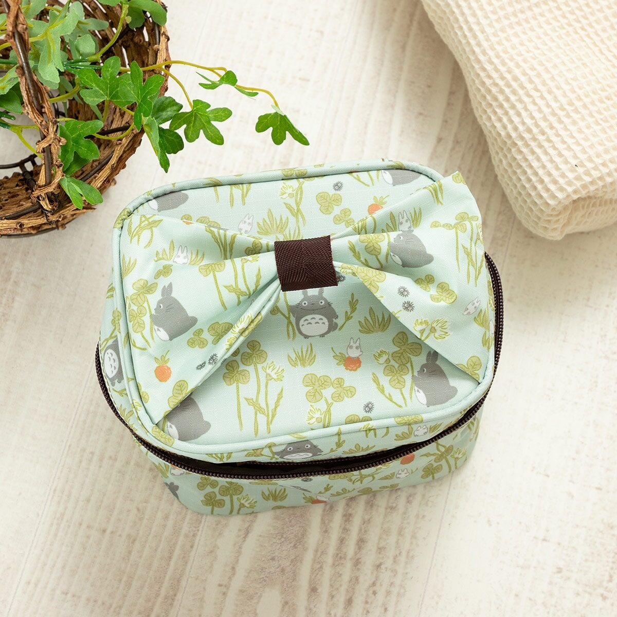 旅行系列 蝴蝶結化妝包 龍貓 四葉草