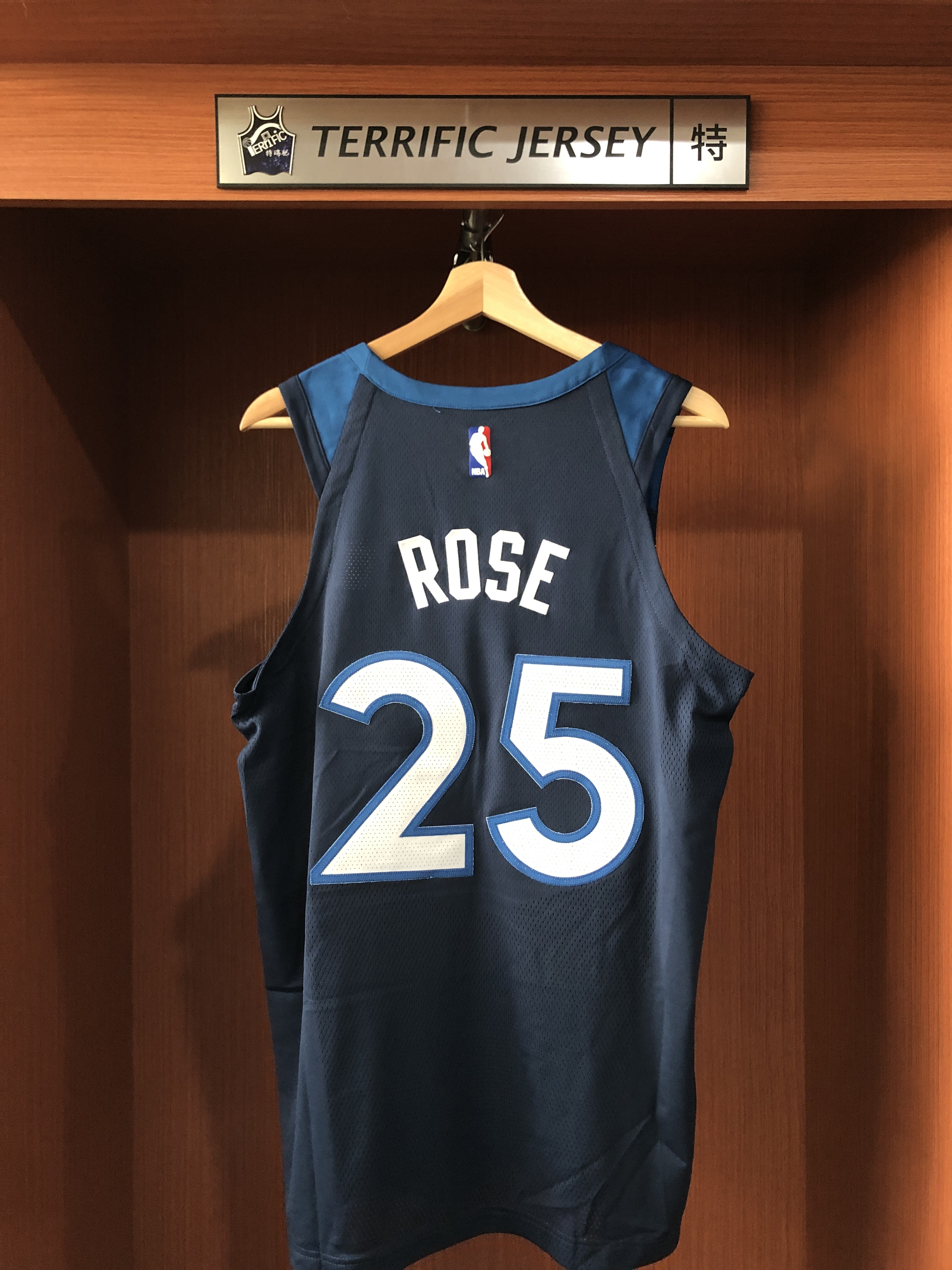 NBA球衣 Derrick Rose 明尼蘇達灰狼深藍 Icon Nike Authentic 球員版 電繡 全新
