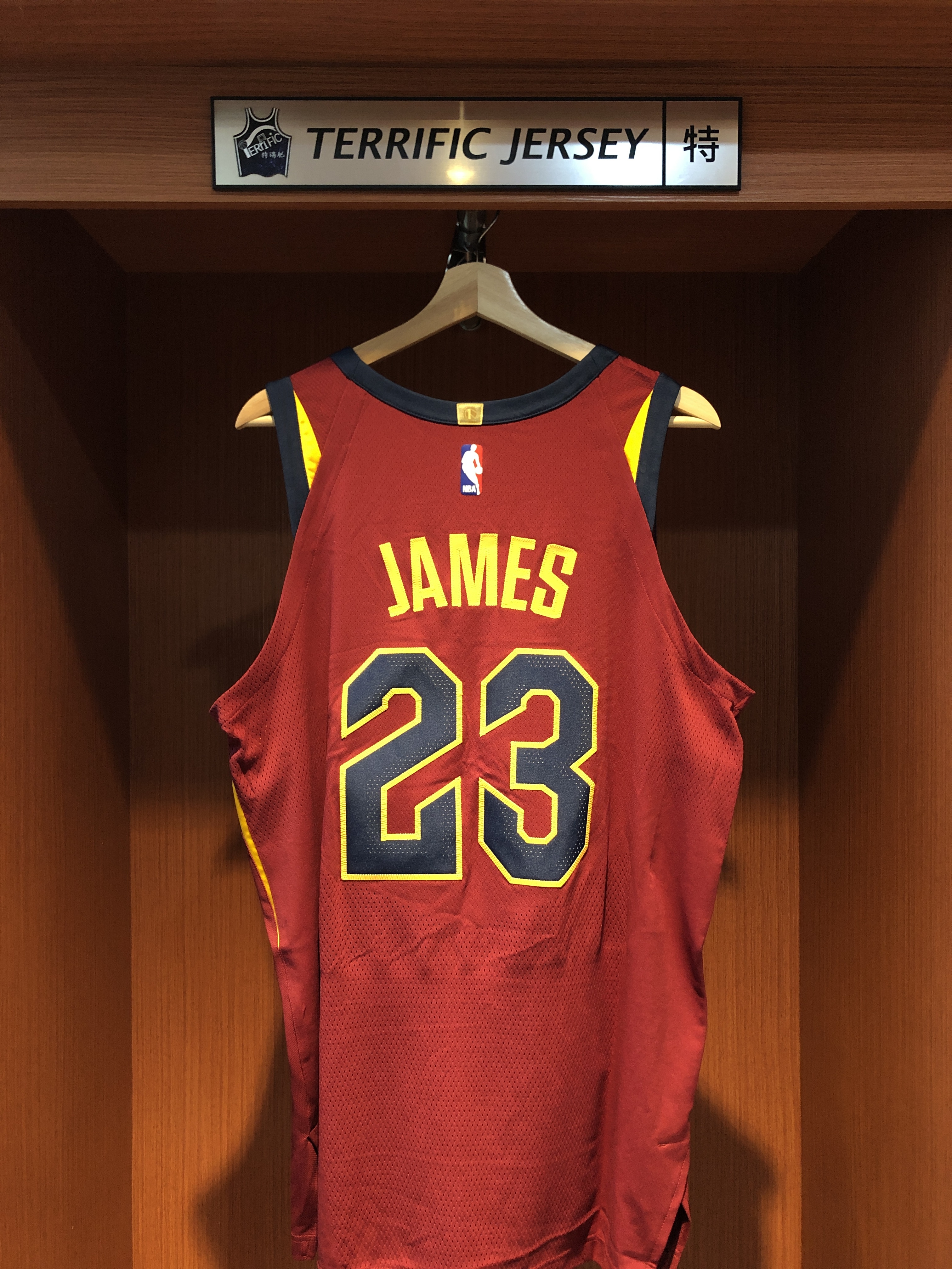 NBA球衣 Lebron James 克里夫蘭騎士酒紅 Icon Nike Authentic 球員版 電繡 全新