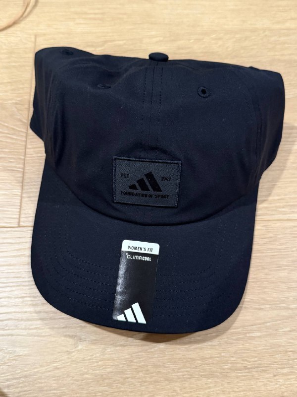 [USW] ADIDAS BLACK/WHITE 5159204-JJ7422 WOMEN'S SATURDAY 3 FASHION HAT, 888254203350 (UZZ356)