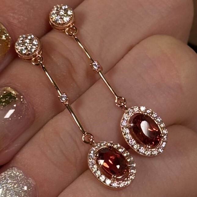 馬拉亞石榴石耳環