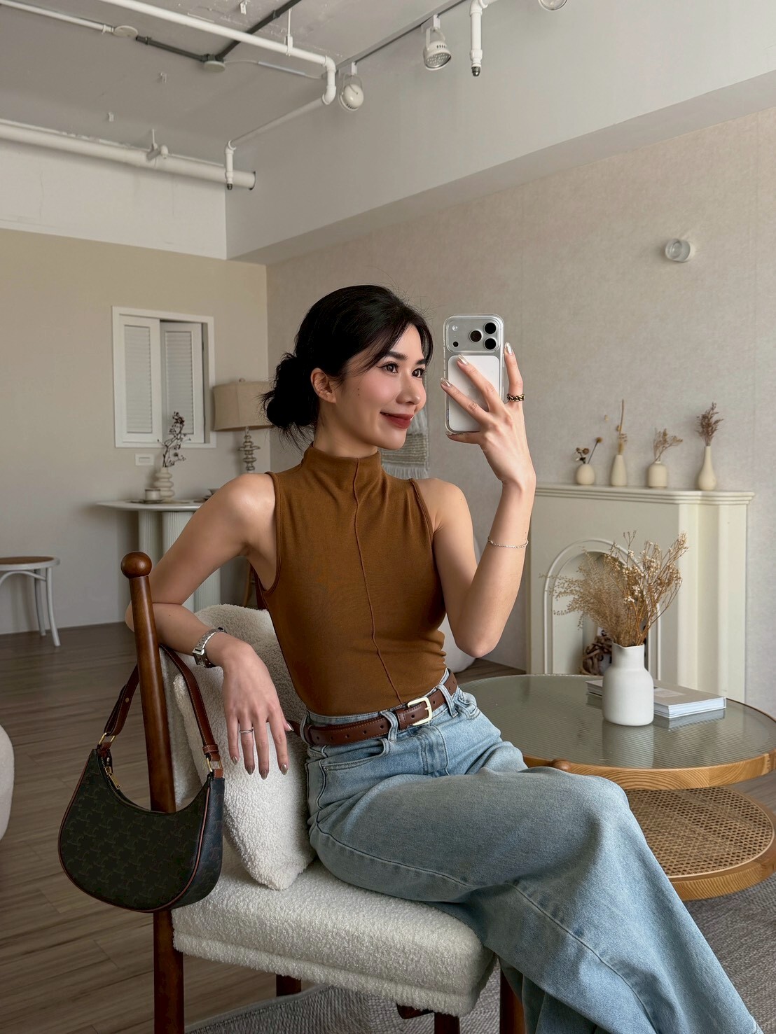 柔軟高領前中線背心