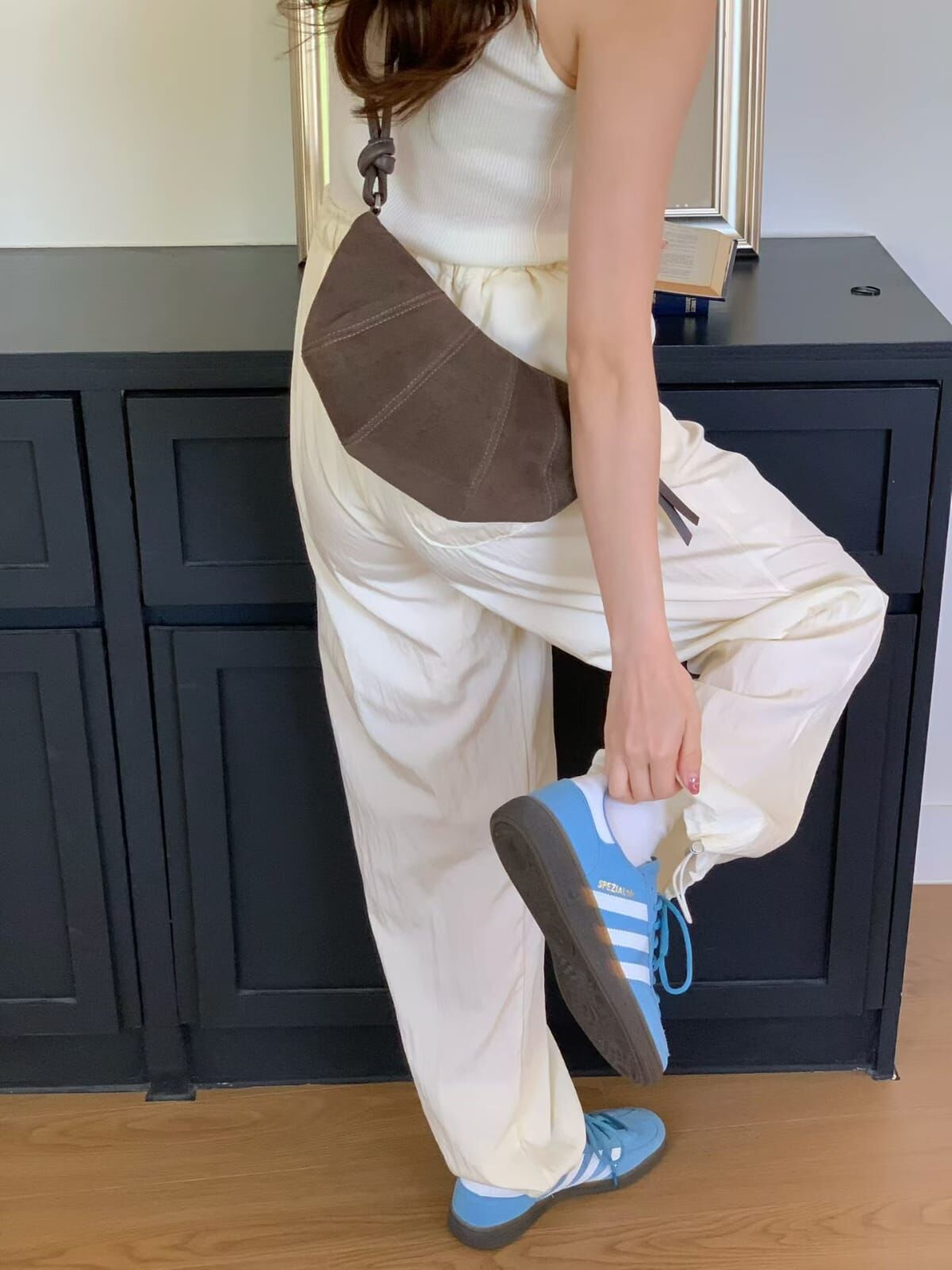 LN5012 麂皮牛角包