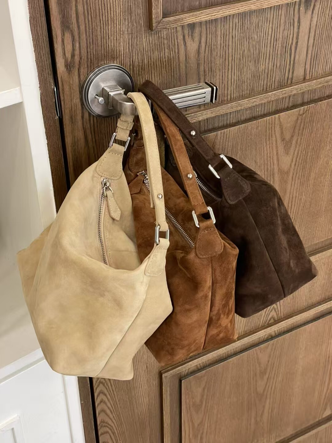 LN5013 麂皮四角腋下包 *牛皮*