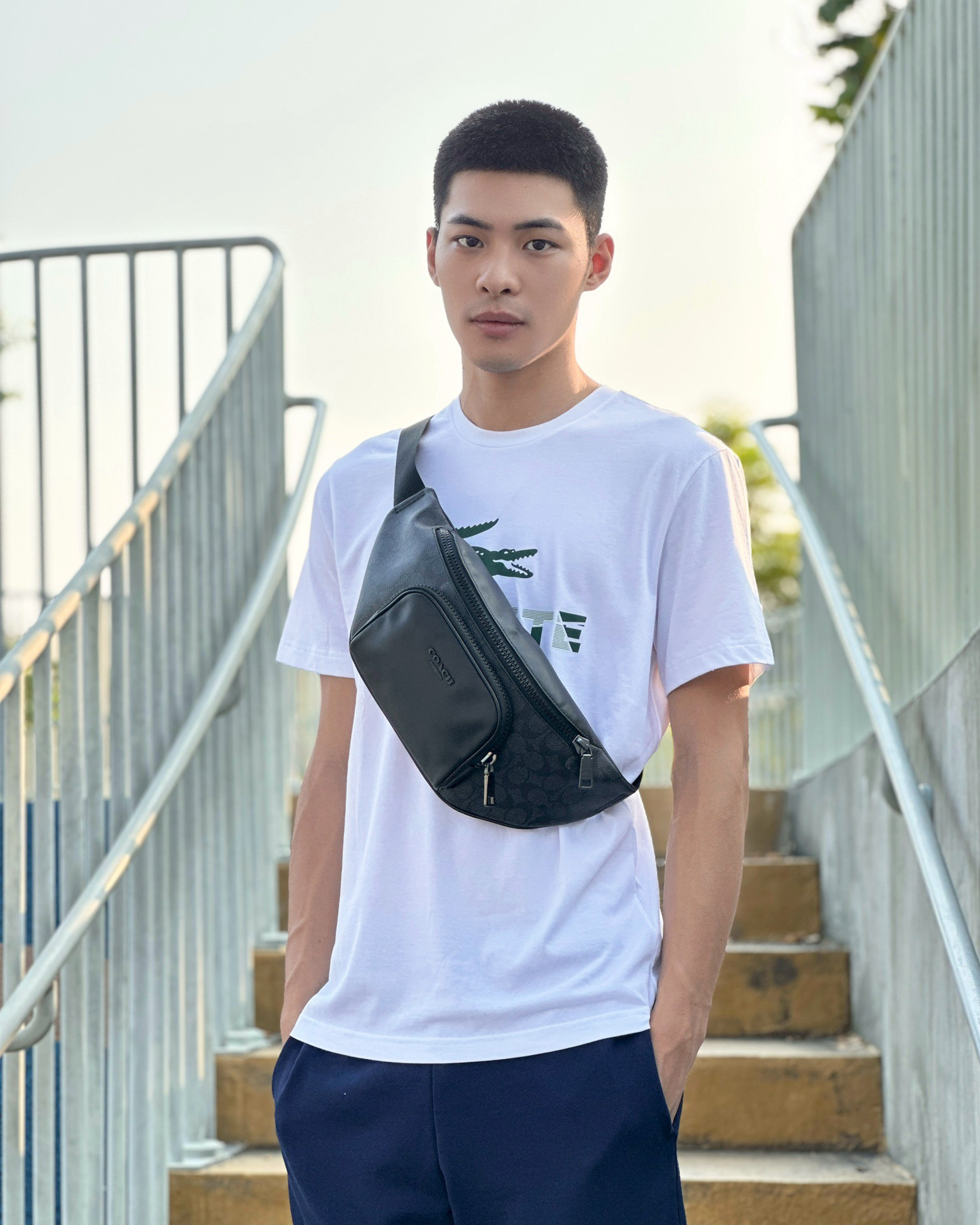 Coach Racer 前拉鍊口袋 皮革腰包