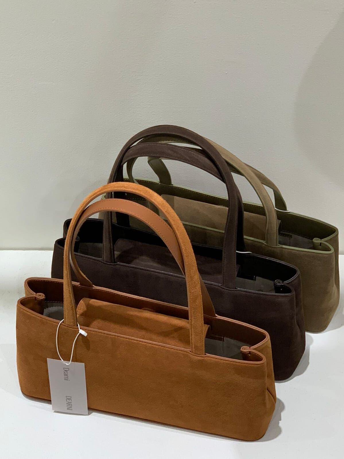 DN5018 麂皮書本手提包