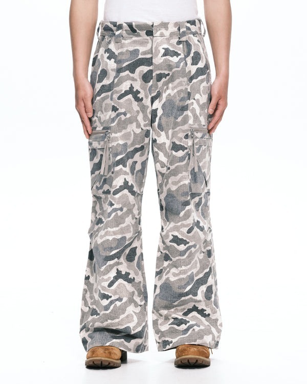 Plateau Camo tucked cargo