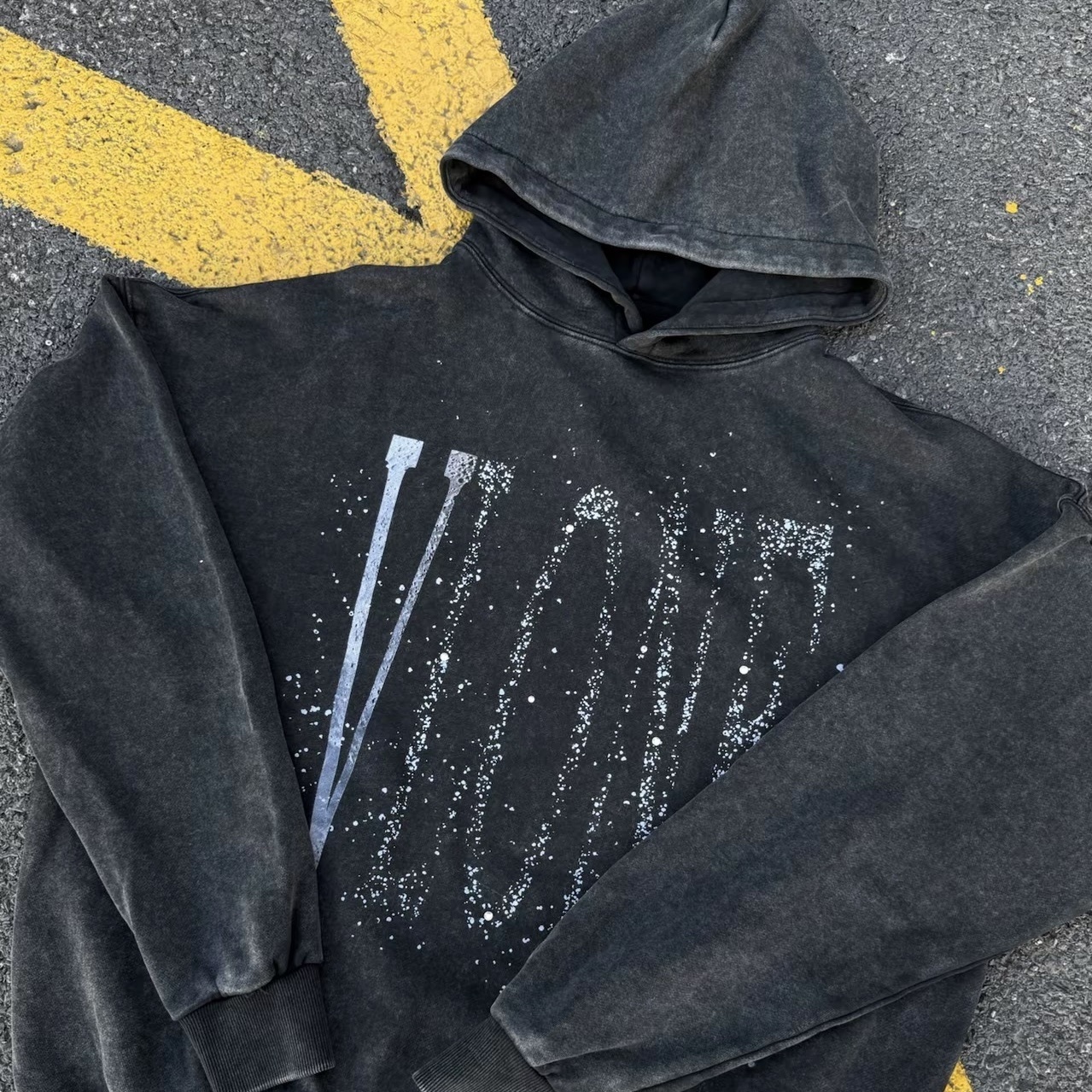 VLone staple hoodie 月球表面 水鑽 背後大V 連帽上衣 帽踢 帽Tee 黑色