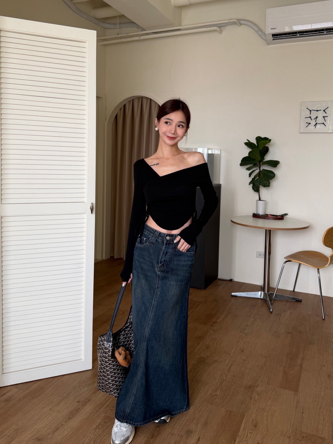 斜肩側綁帶長袖BRATOP