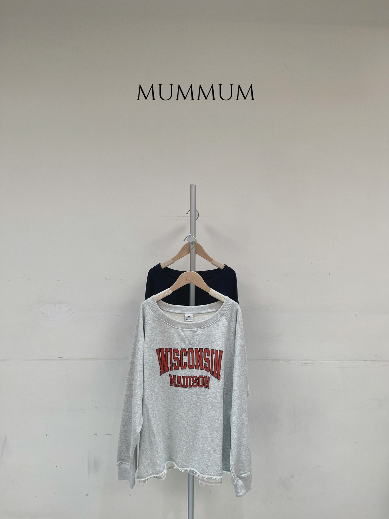 0212758a/歐美字母破爛線條衛衣　52/52/27