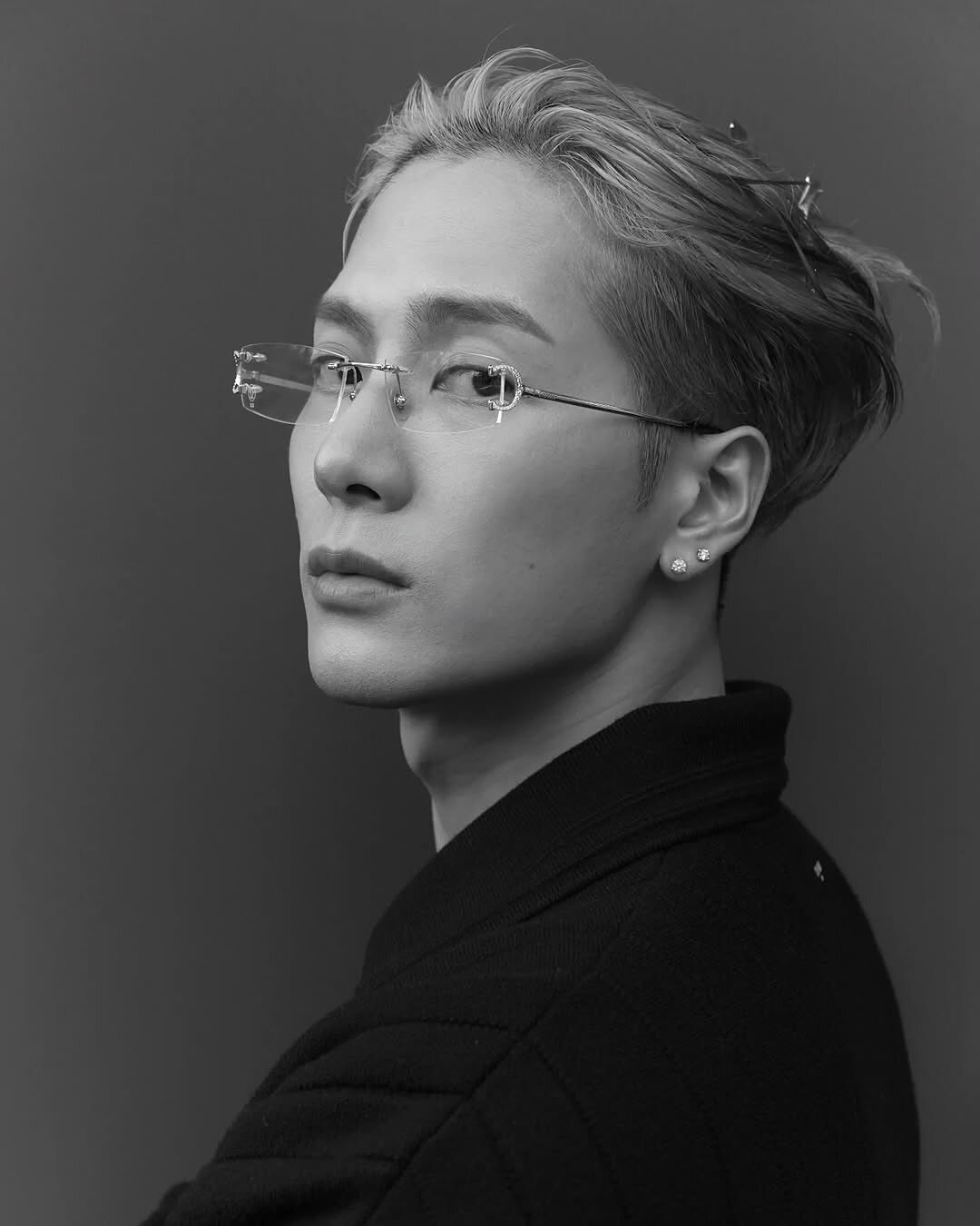 王嘉爾 Jackson Wang wearing Cartier Signature C 無框眼鏡