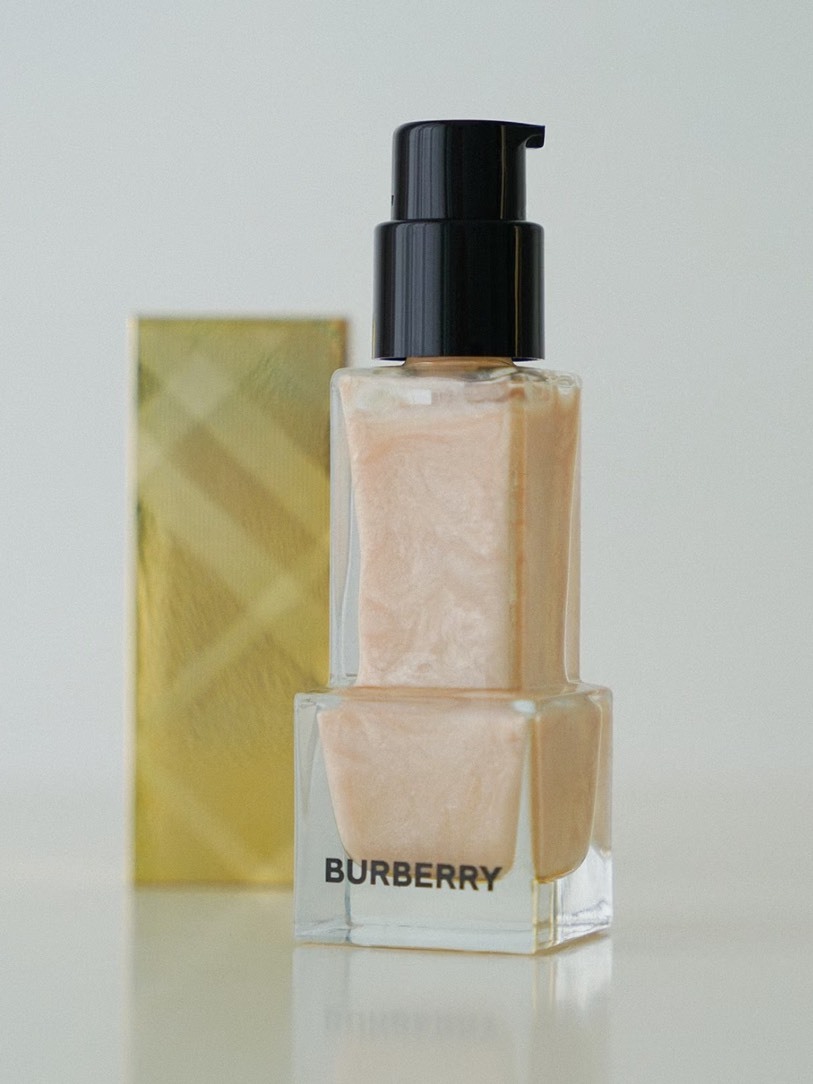 Burberry 鎏光煥亮妝前乳30ml