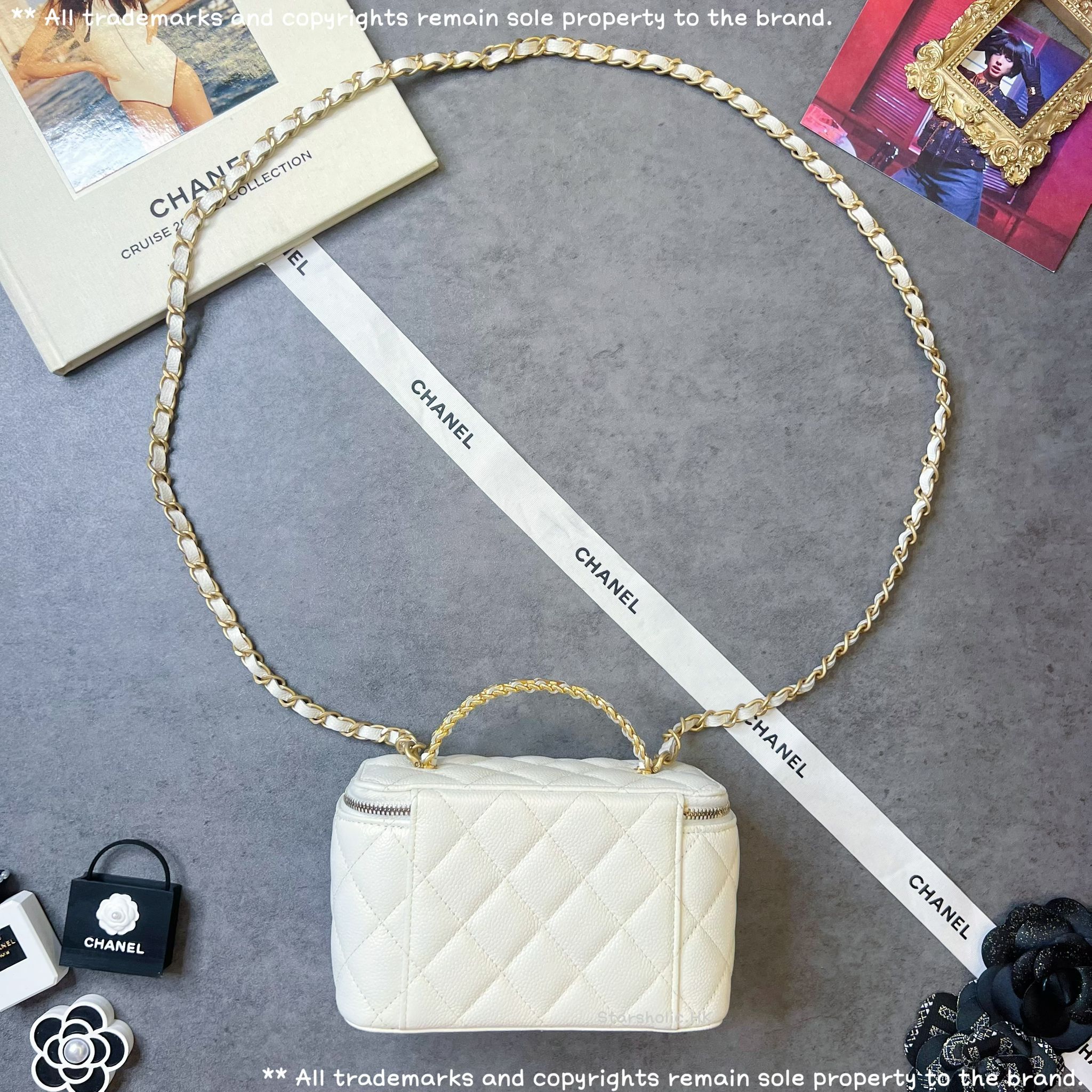 CHANEL Vanity Case With Handle