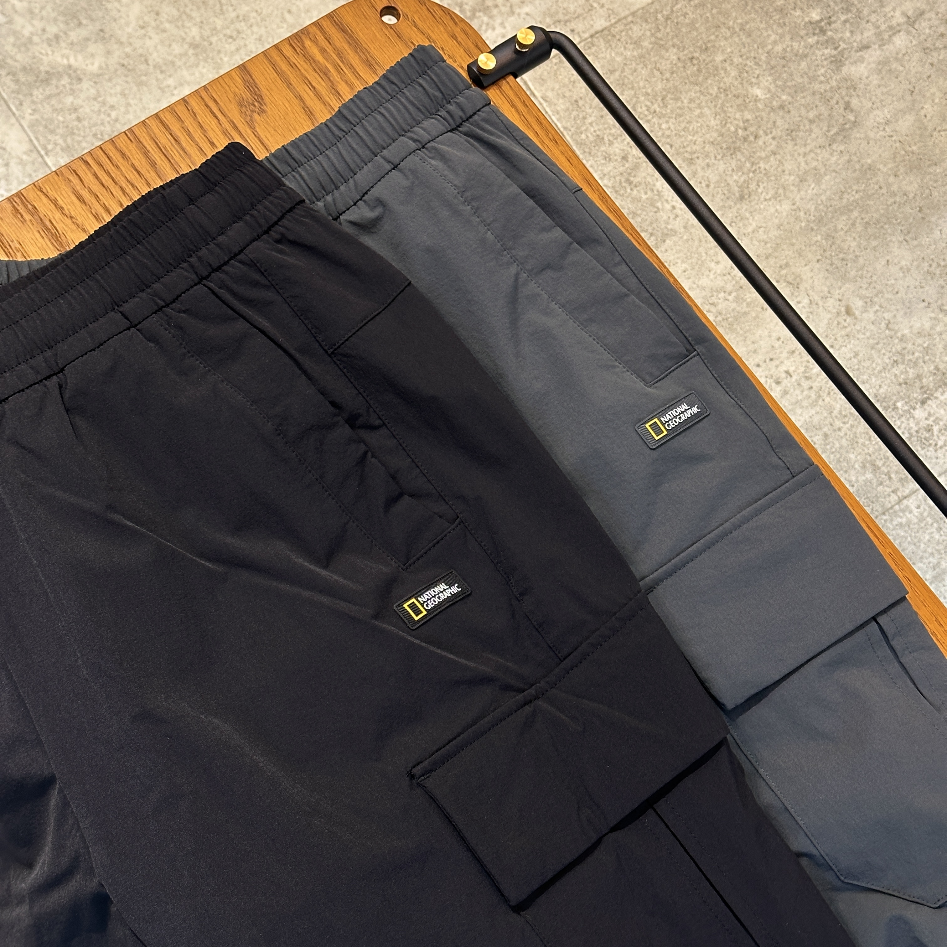【現貨】NATIONAL GEOGRAPHIC 國家地理 男女同款 ARCHELON 平織 直筒褲 N253UPT030