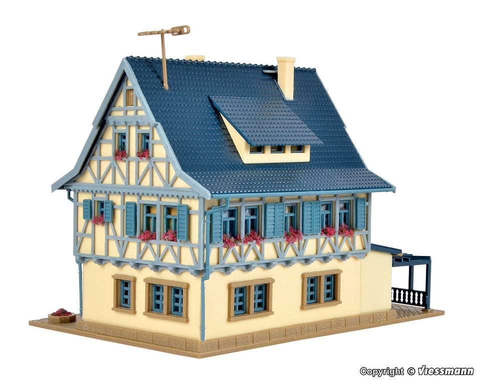 Vollmer 47698 N規 有啤酒花園的旅館.套件