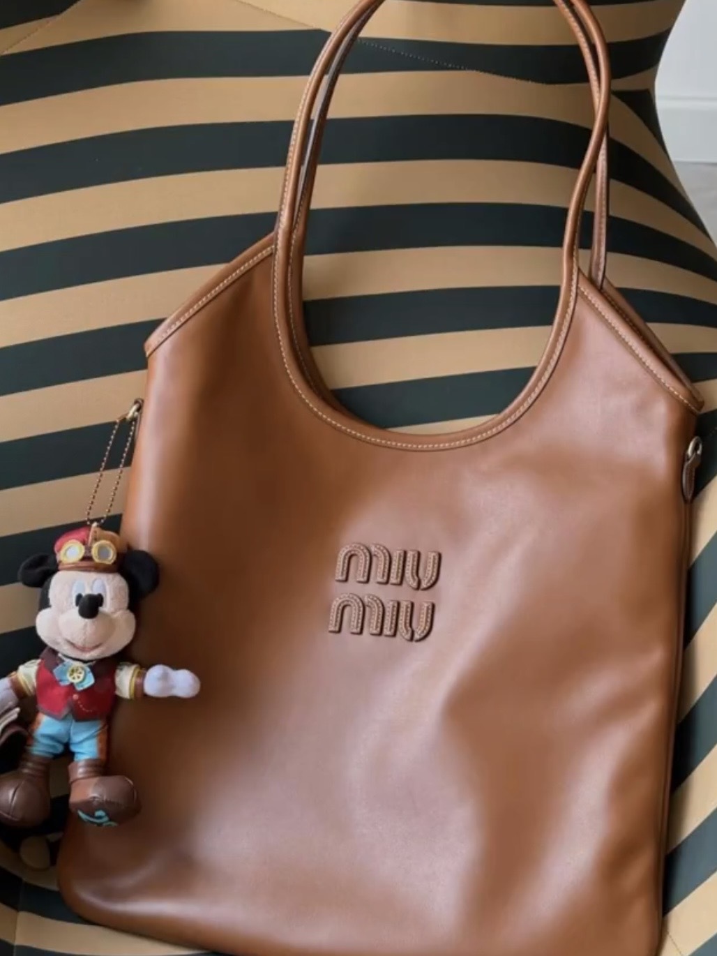 MIU MIU IVY系列 皮革Tote Bag