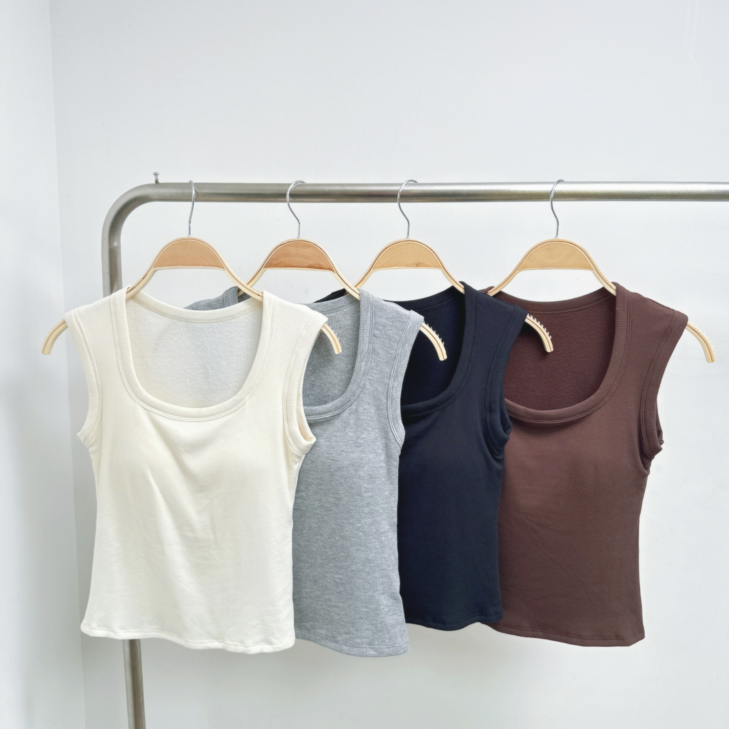 #1029-低U領羅紋薄絨底固定杯寬邊背心打底 (C226-C229)