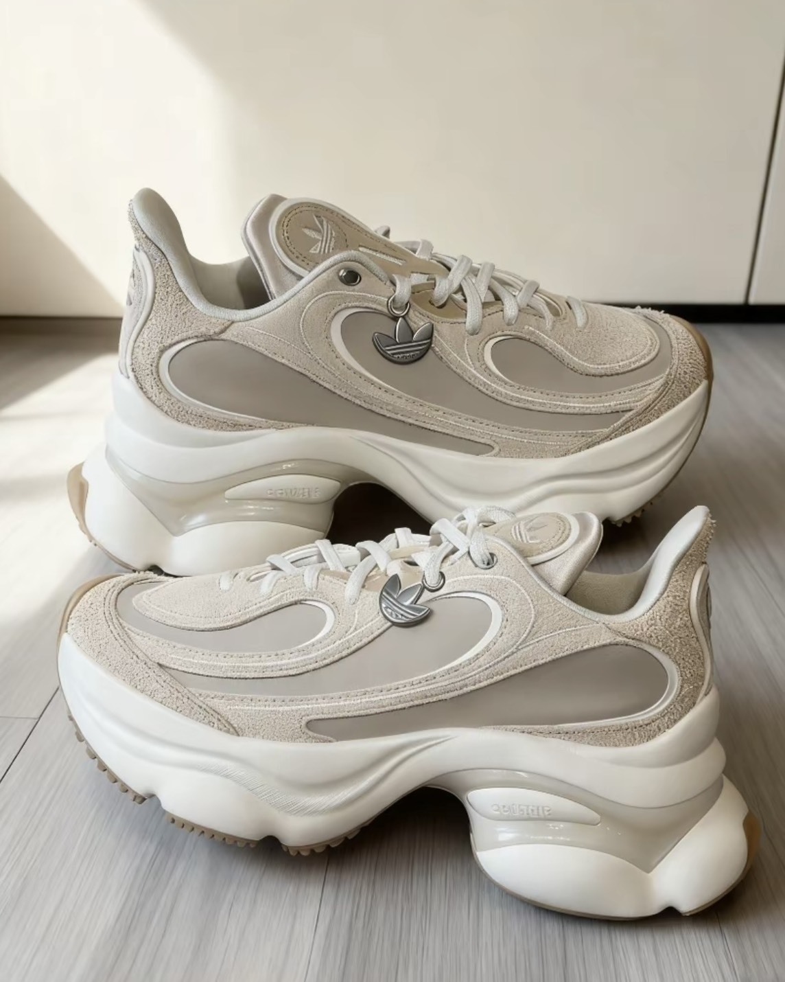 Adidas Originals Ozvenuz 增高 復古 厚底 老爹鞋 奶茶