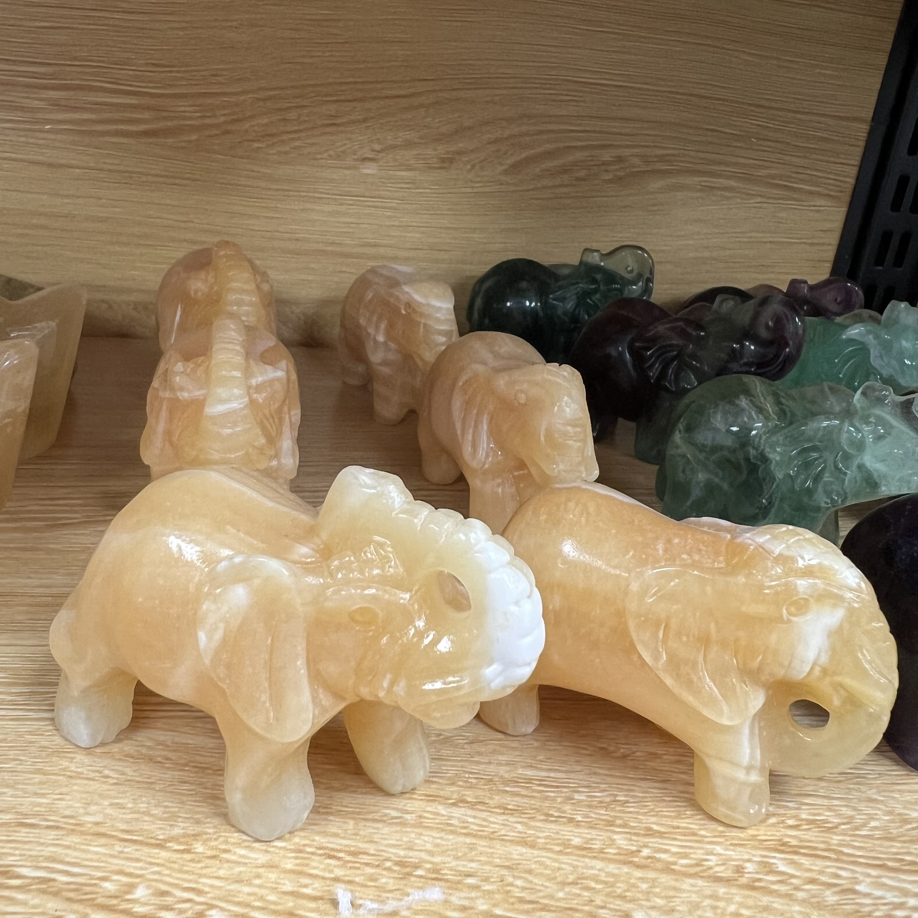 黃玉招財納福象擺件 一對