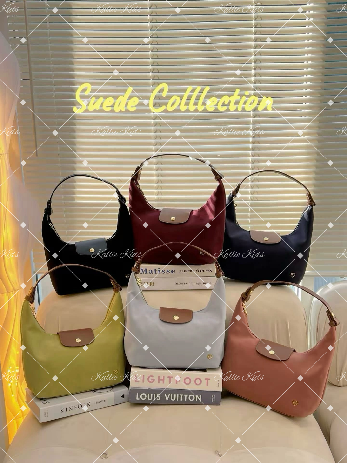 泰國小眾品牌 - MO-YA （ 絨面）皮帶大餃子包*不連掛飾 ( 大號 ）扣位金色己更改為銀色