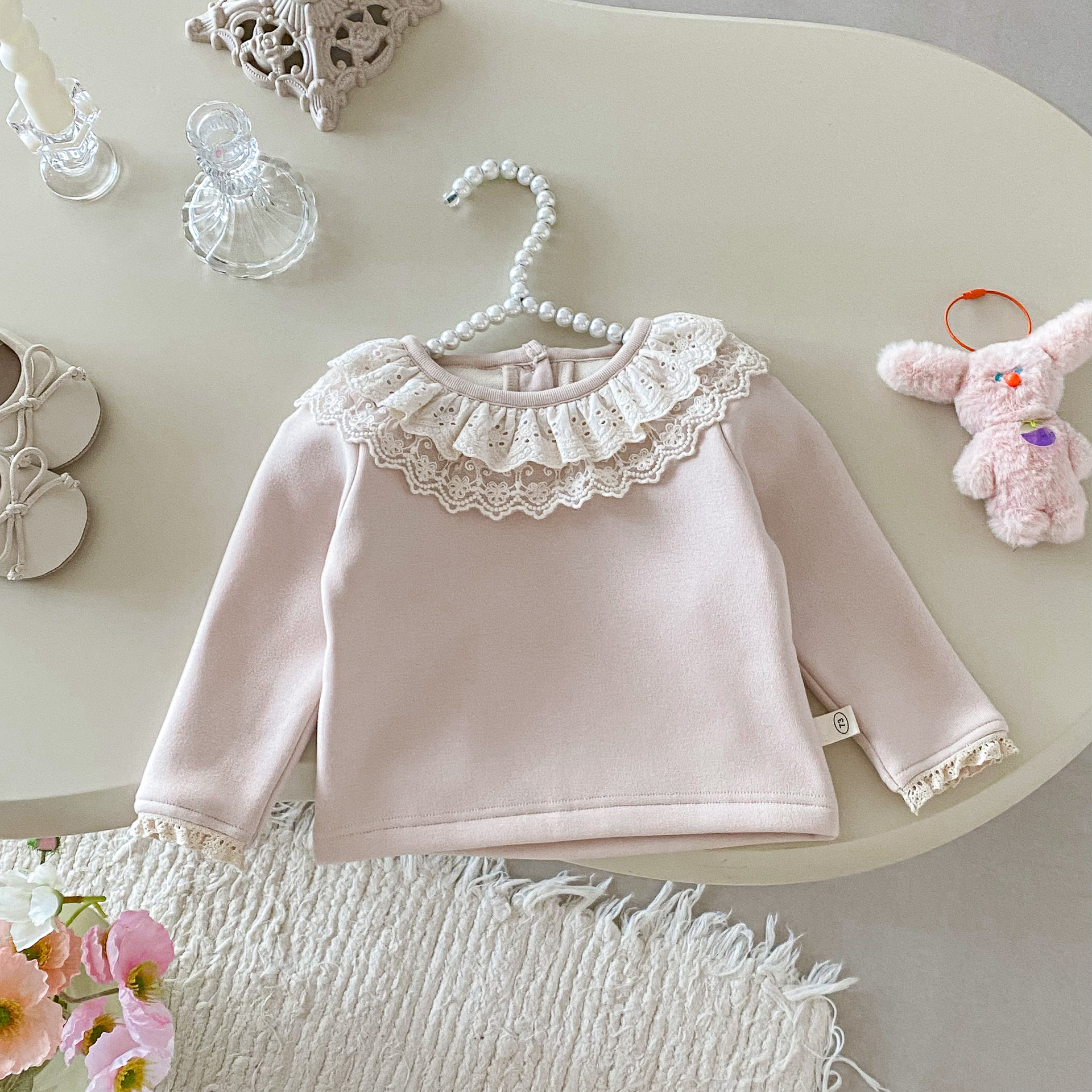 米杏蕾絲花邊 長袖加絨上衣