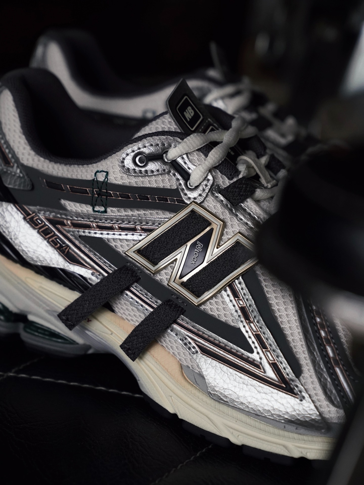 代購-NEW BALANCE NB1906 'Silver Gold Metallic' 灰銀 解構 復古跑鞋 【M1906AD】