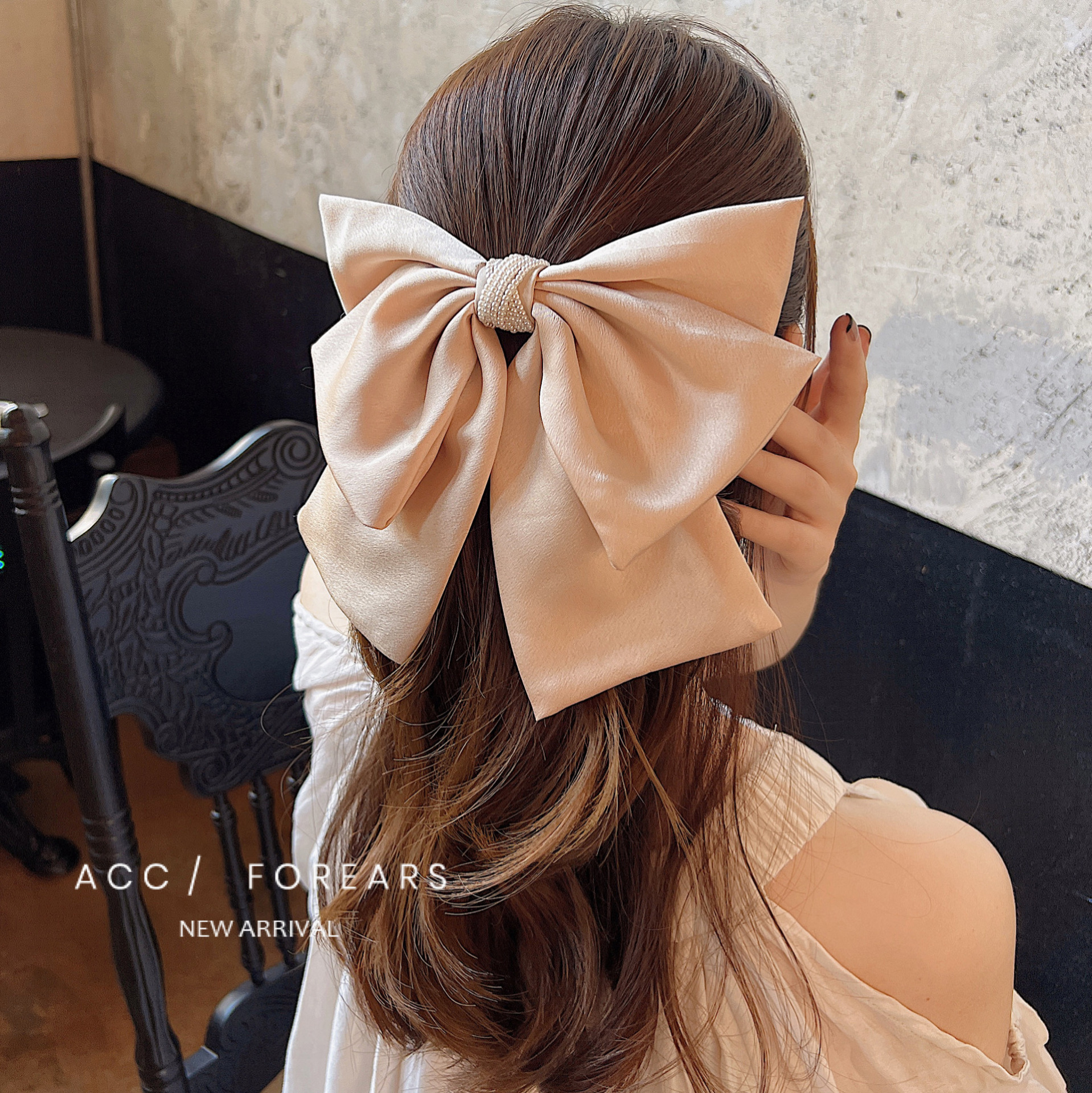 Satin Pearl Rope Spring Bow Hair Clip