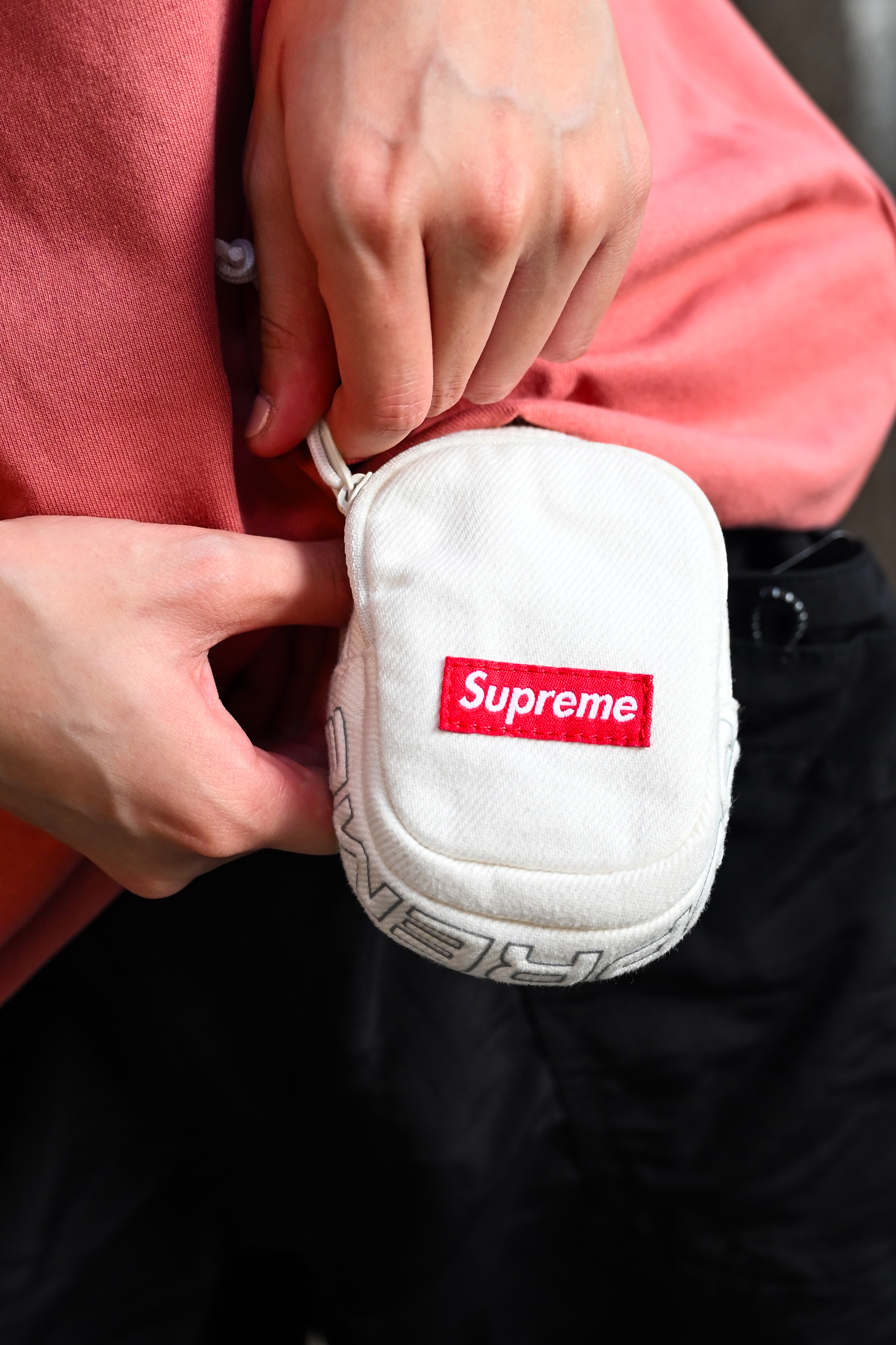 ☆ETW☆【EASY TO WEAR】Supreme 25fw Denim Mini Utility Bag 迷你小包 小廢包 小方包 反光 配件