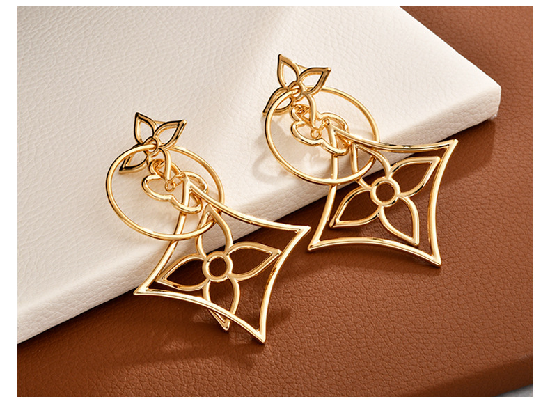 幾何簍空 誇張耳飾(925銀針)