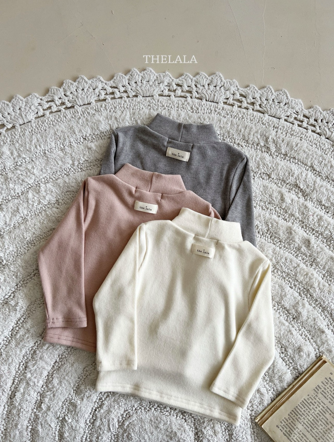 Thelala Three Mock Neck Tee