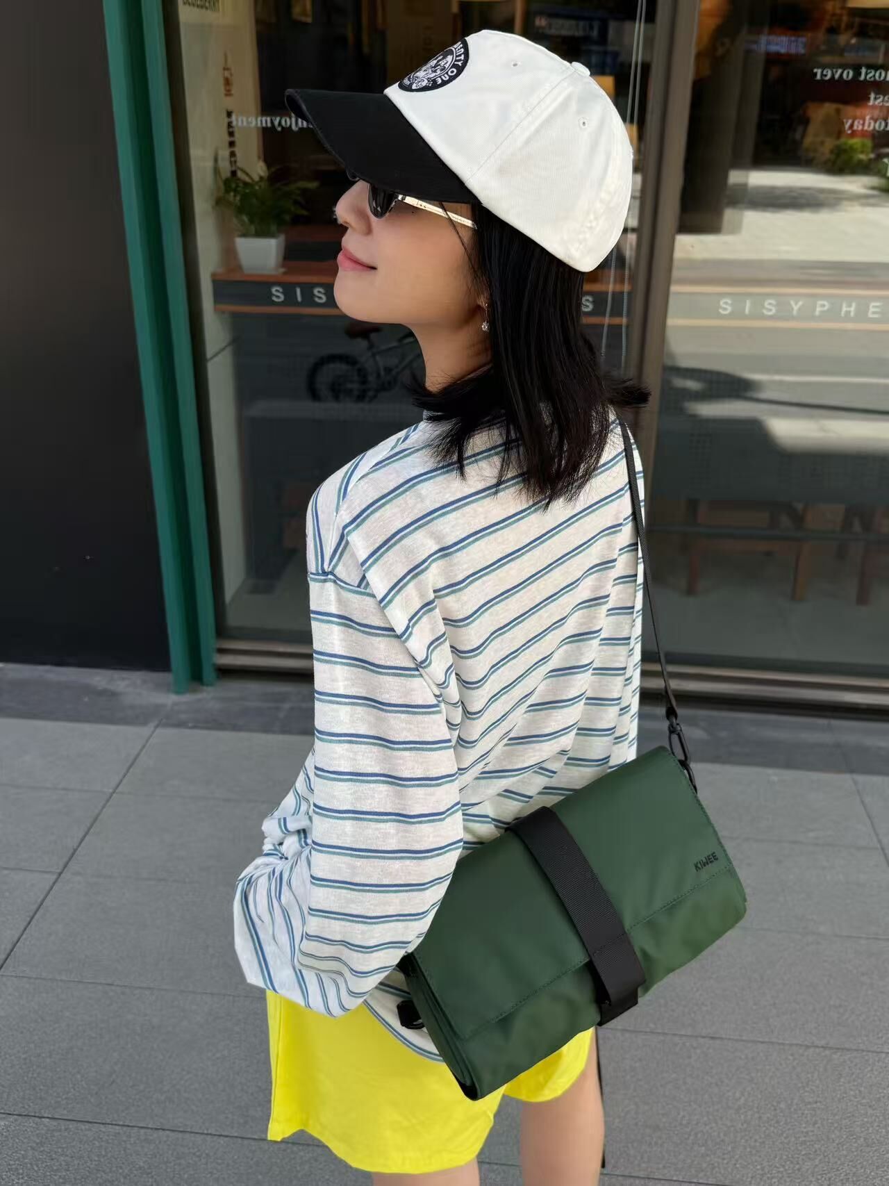 Kiwee未行 - 防水三角包