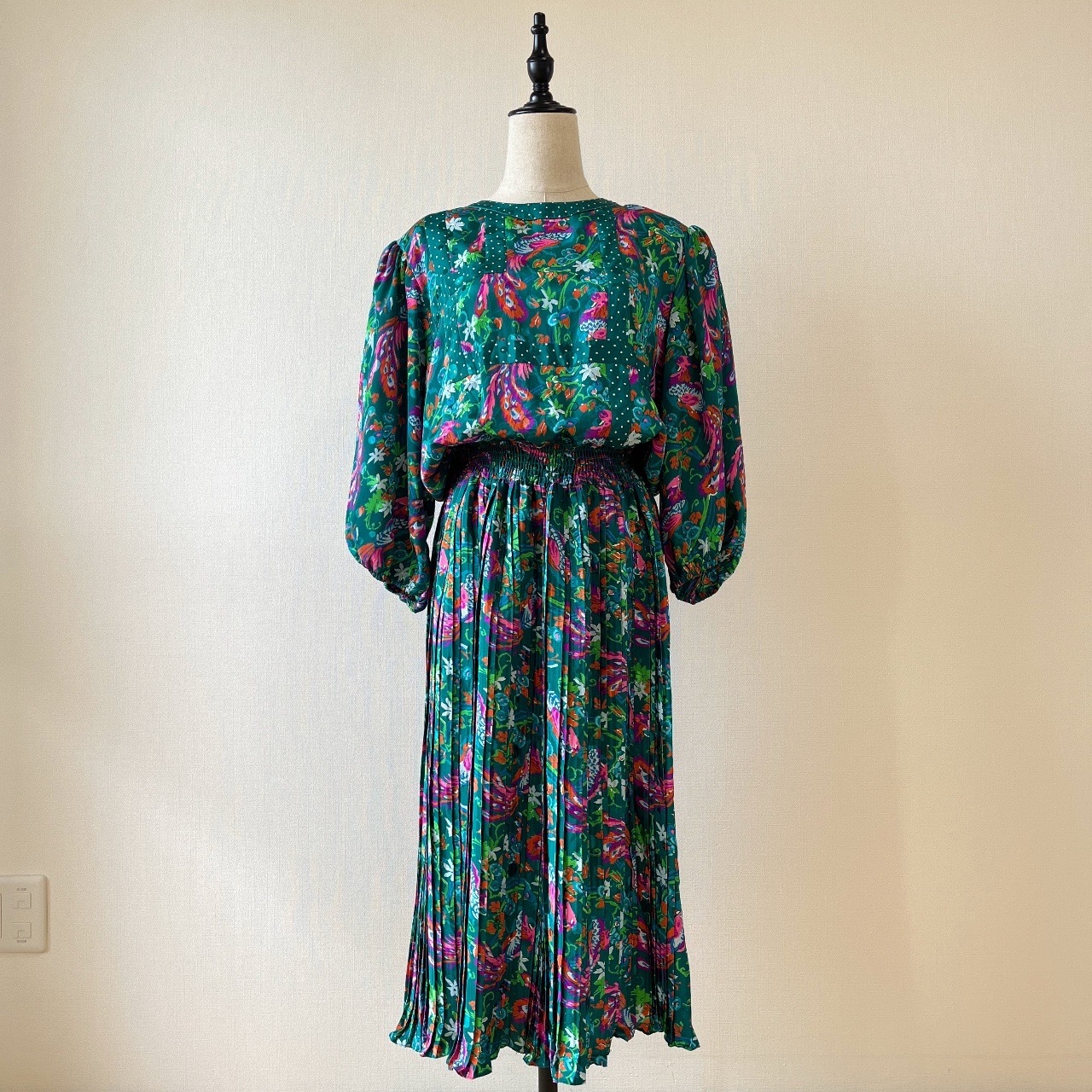 Susan Freis美國製孔雀綠色花卉連身裙