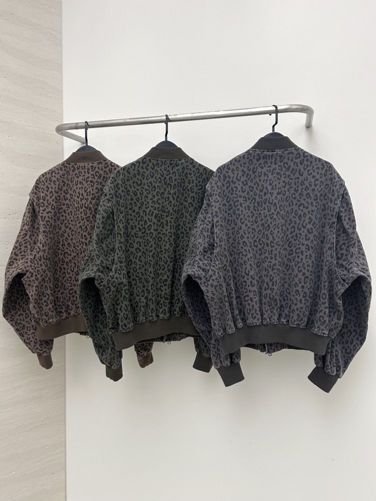 豹紋拉鍊外套 Hestory-103JK