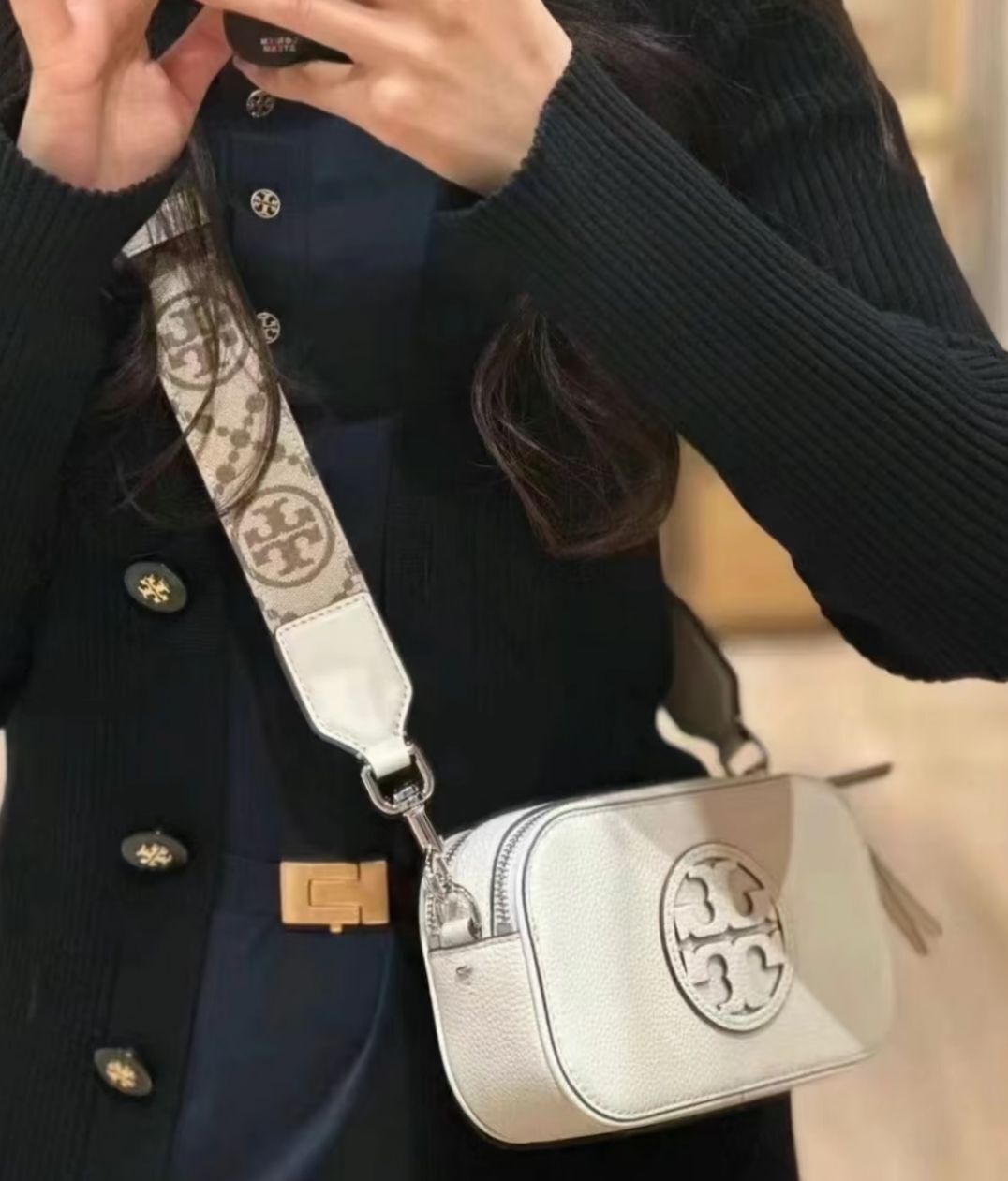 【預購】Q101102 Tory Burch 白色斜孭袋