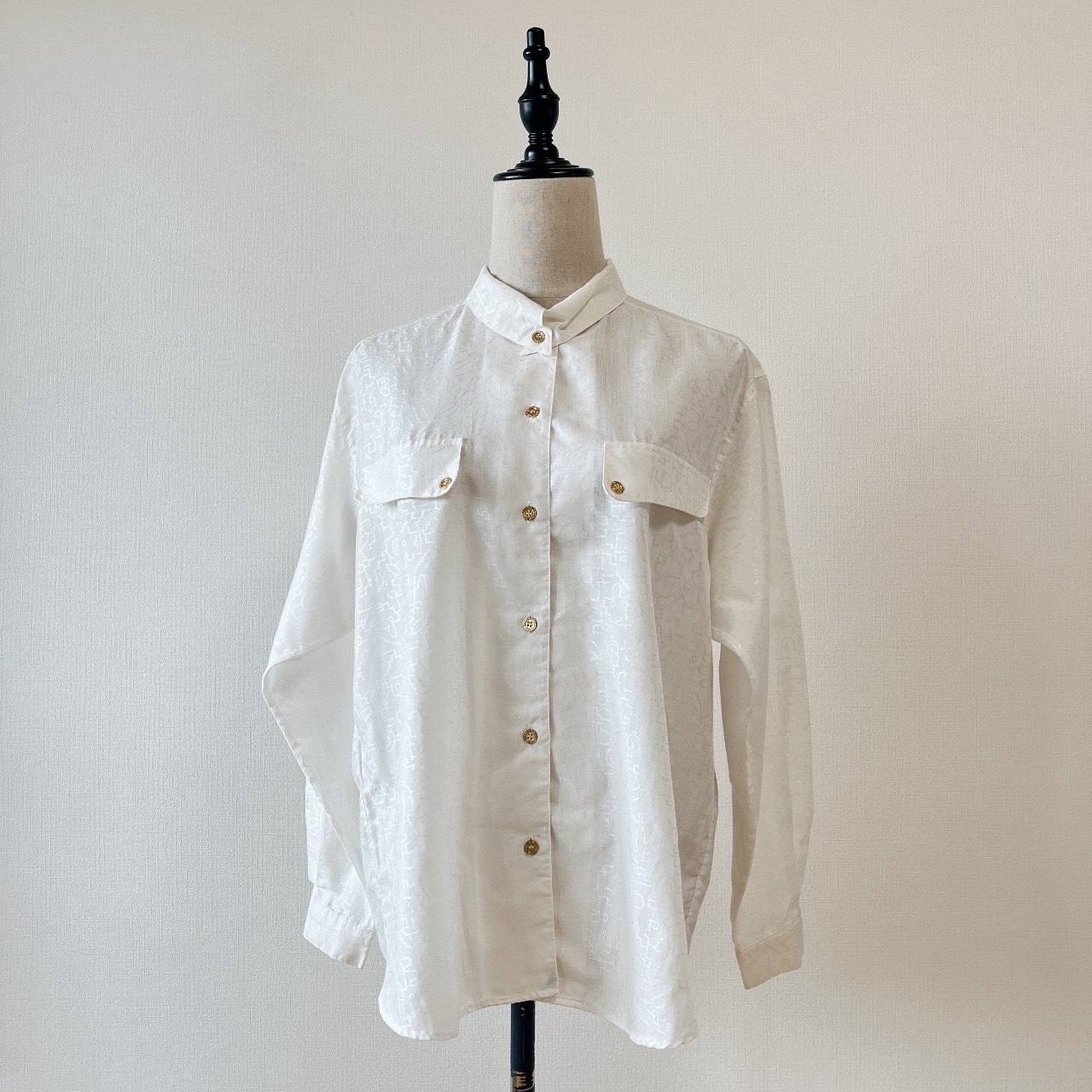 日本製暗紋型格小立領白色古著上衣