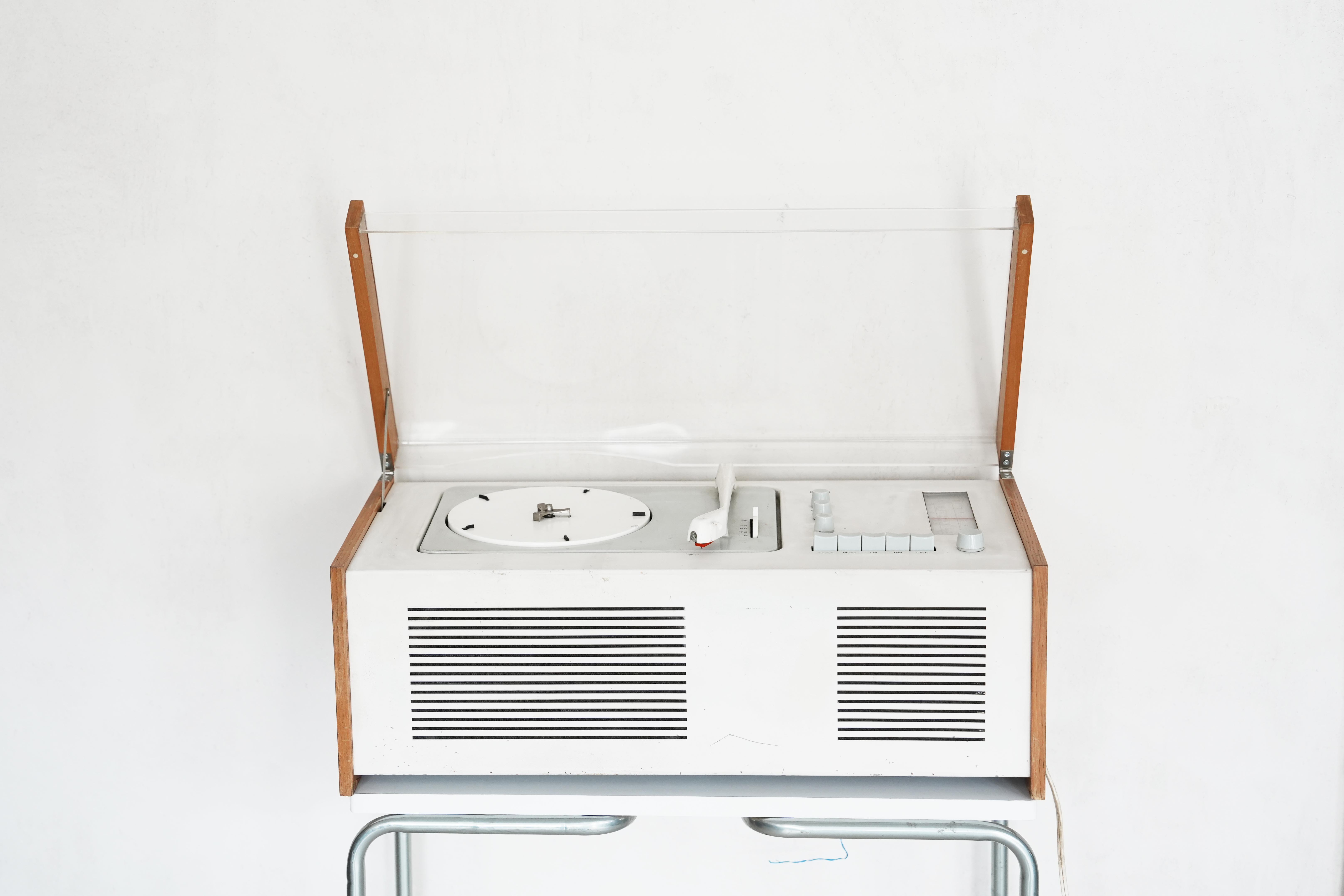 德國Braun Dieter Rams SK 系列黑膠唱機