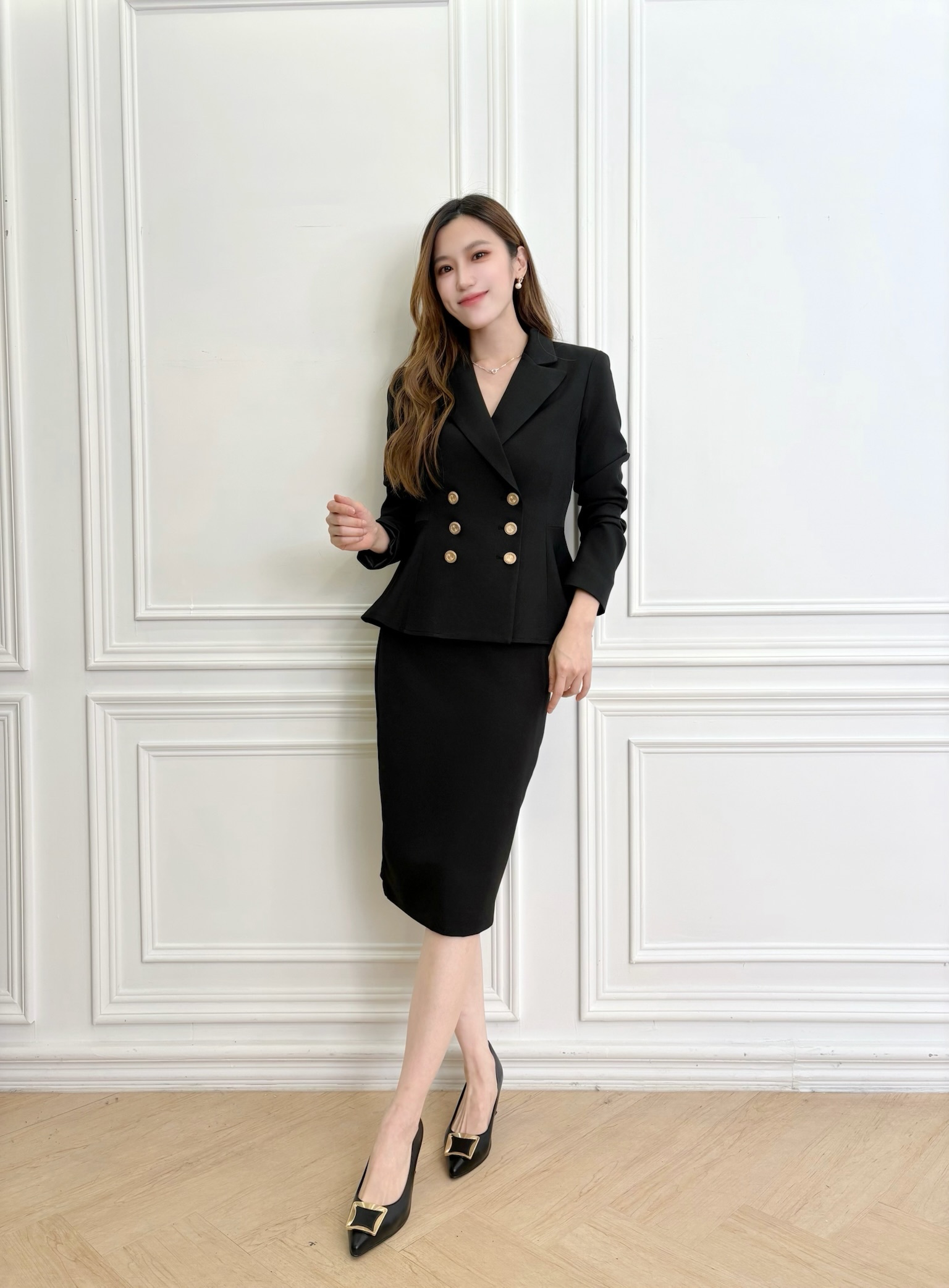 雙排金釦荷葉腰身窄裙套裝-黑