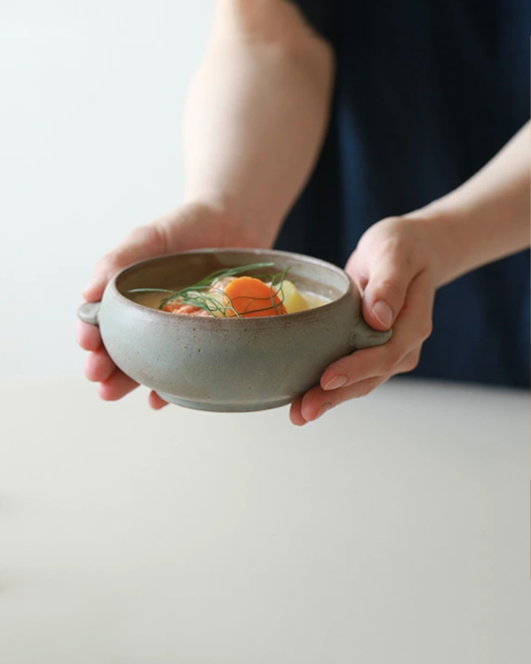 伸光窯 耐熱連蓋蒸焗碗 棕灰 | 美濃燒