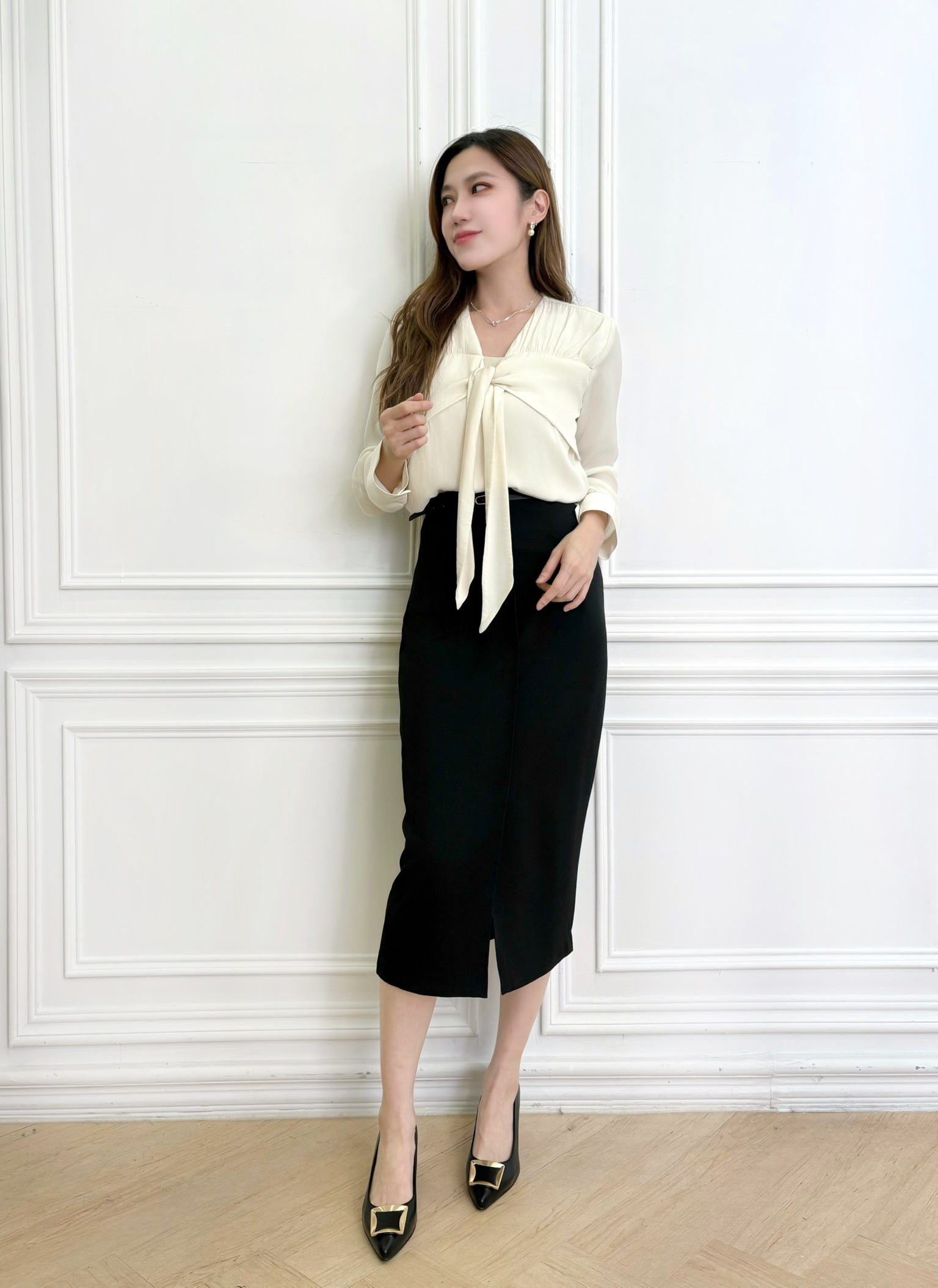 胸前綁結長袖上衣